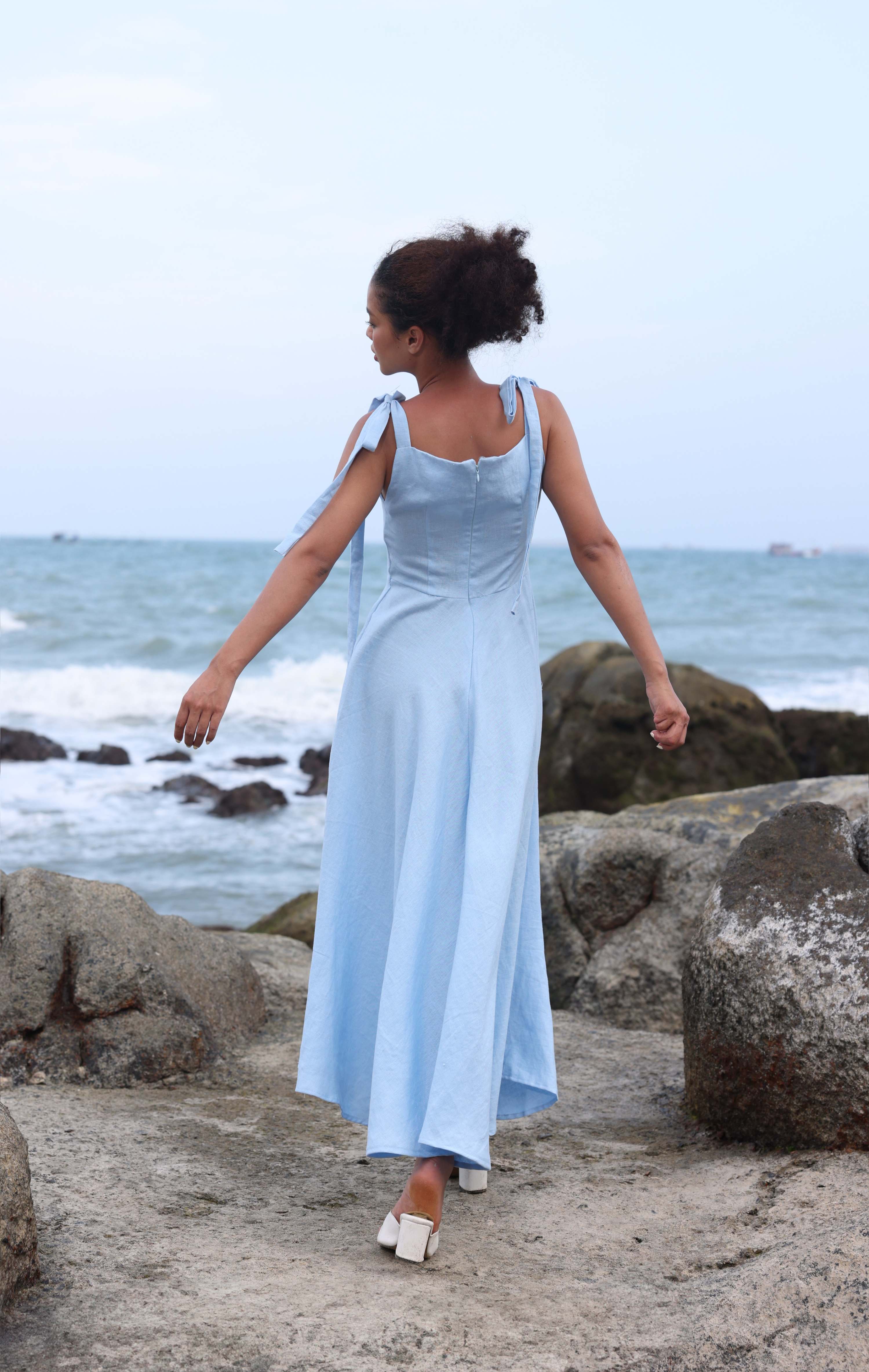 Adjustable strap linen dress