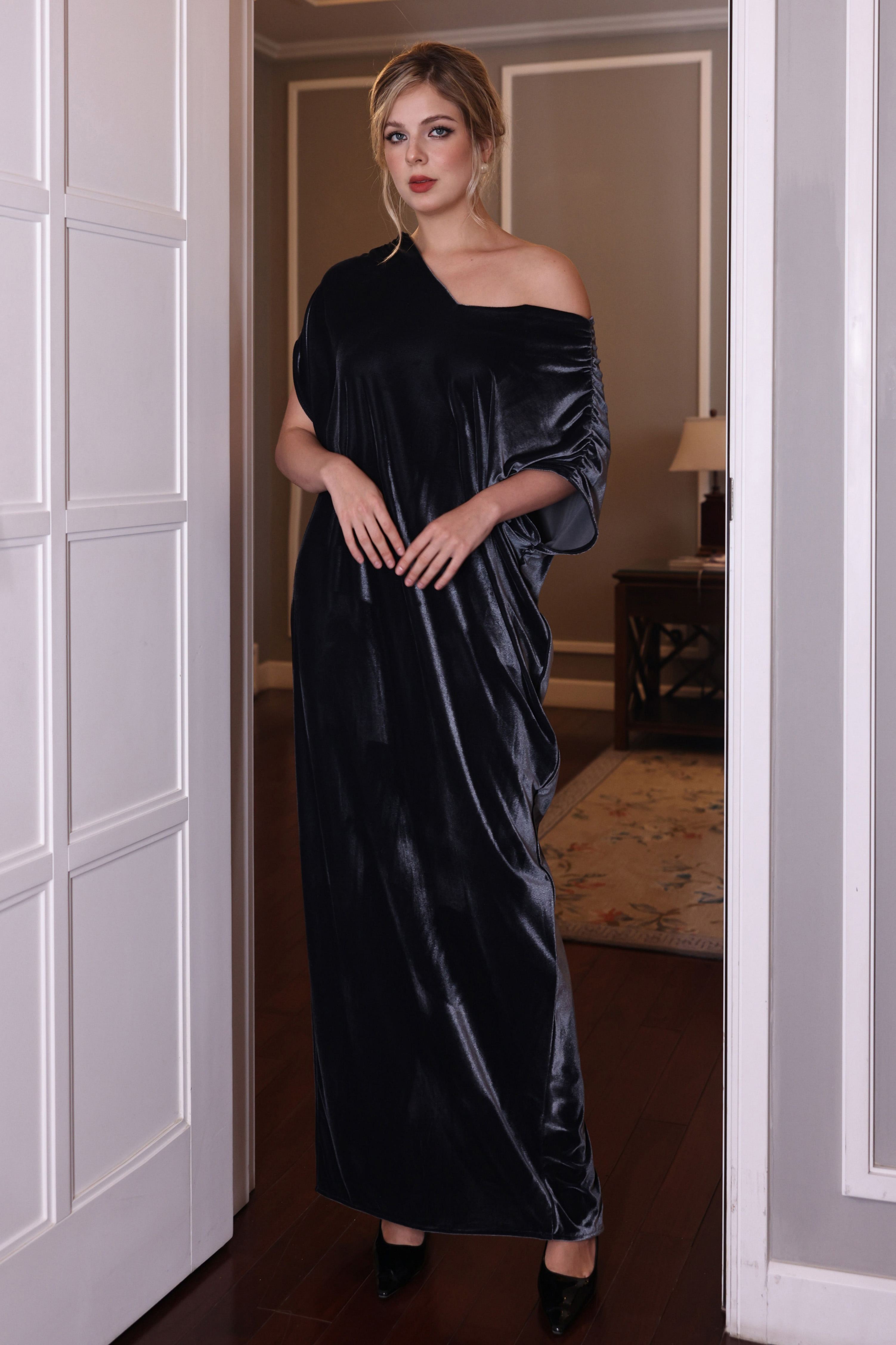 batwing sleeve velvet dress