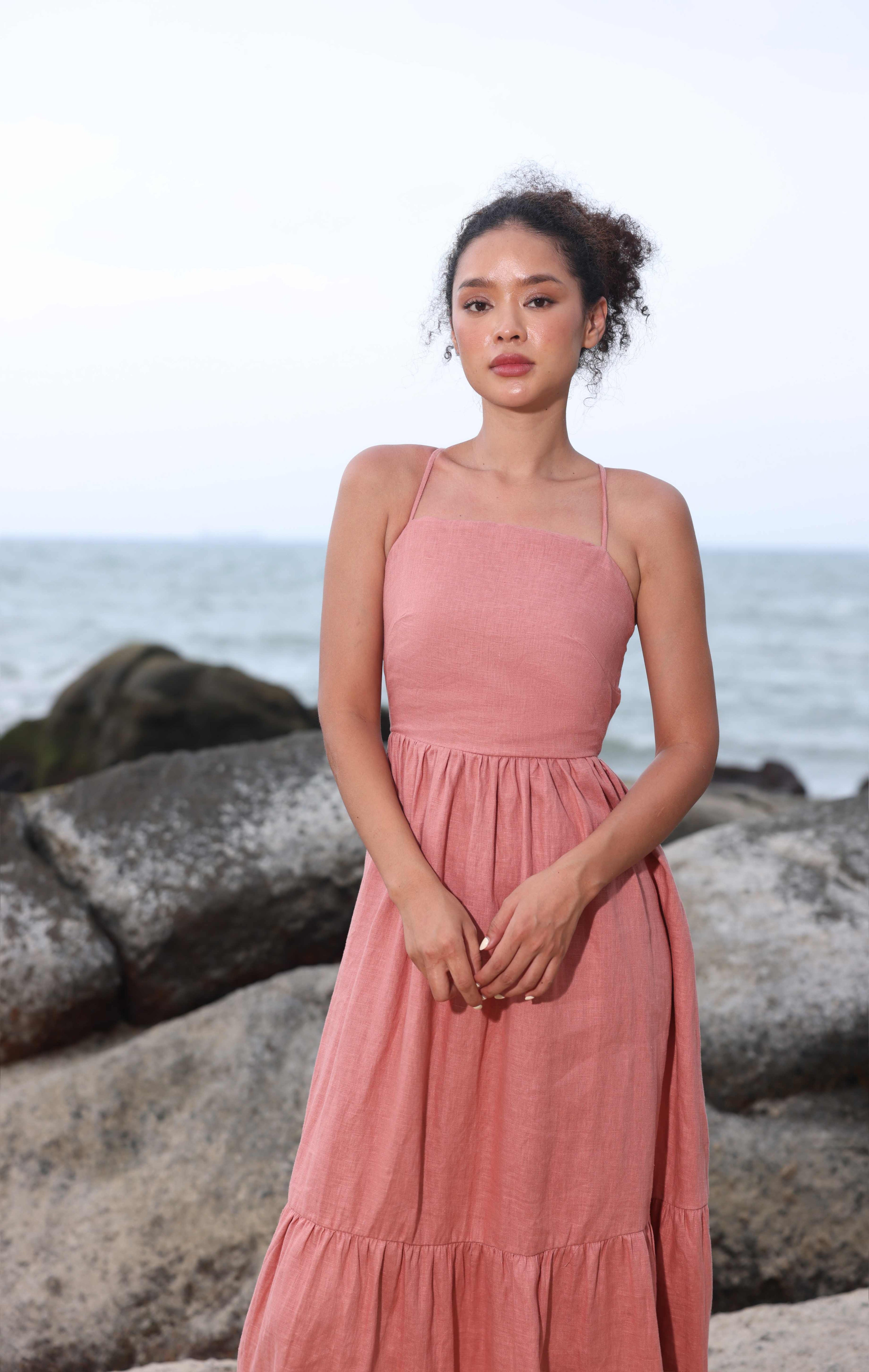 Criss cross back linen dress