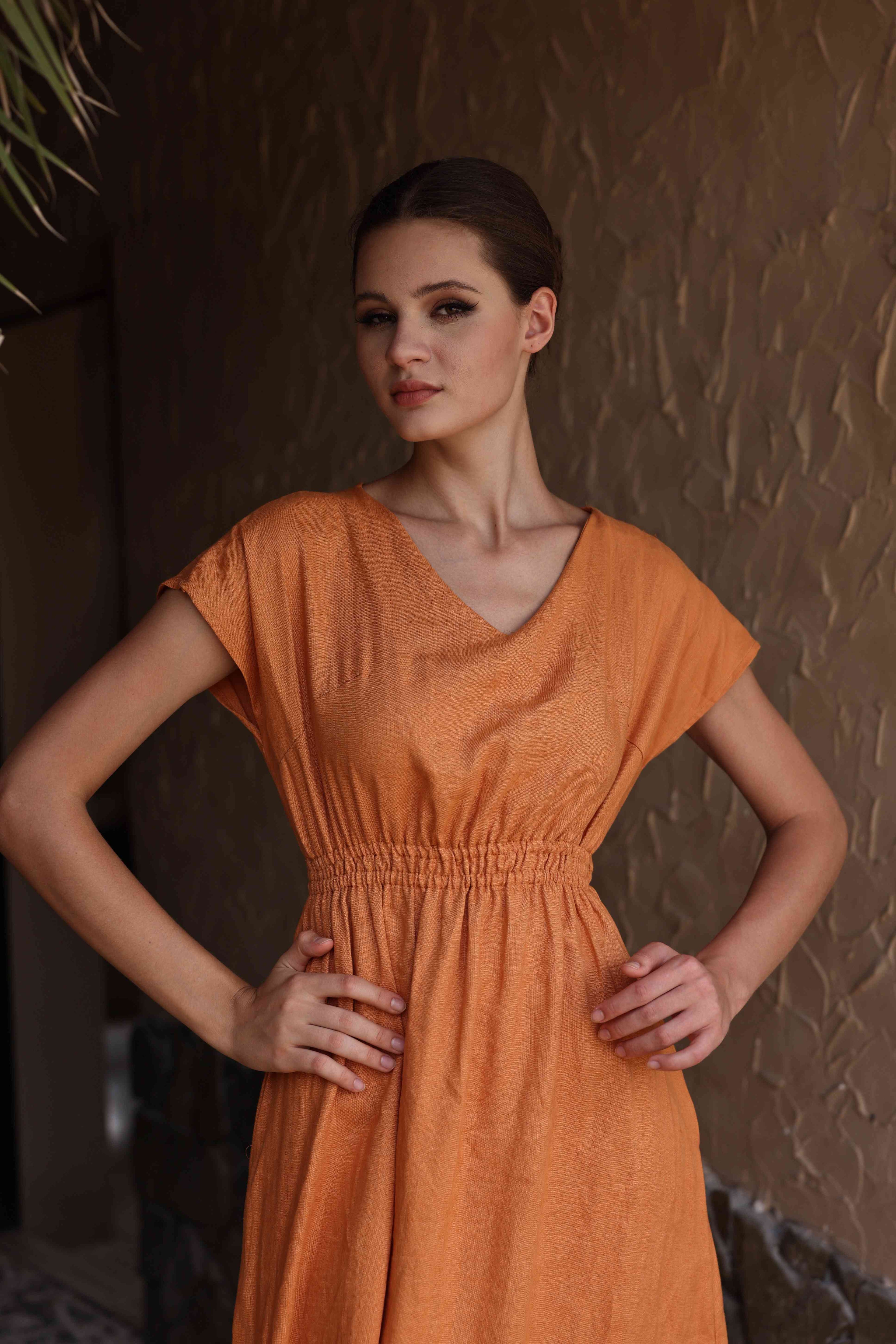 Elastic waist linen midi dress