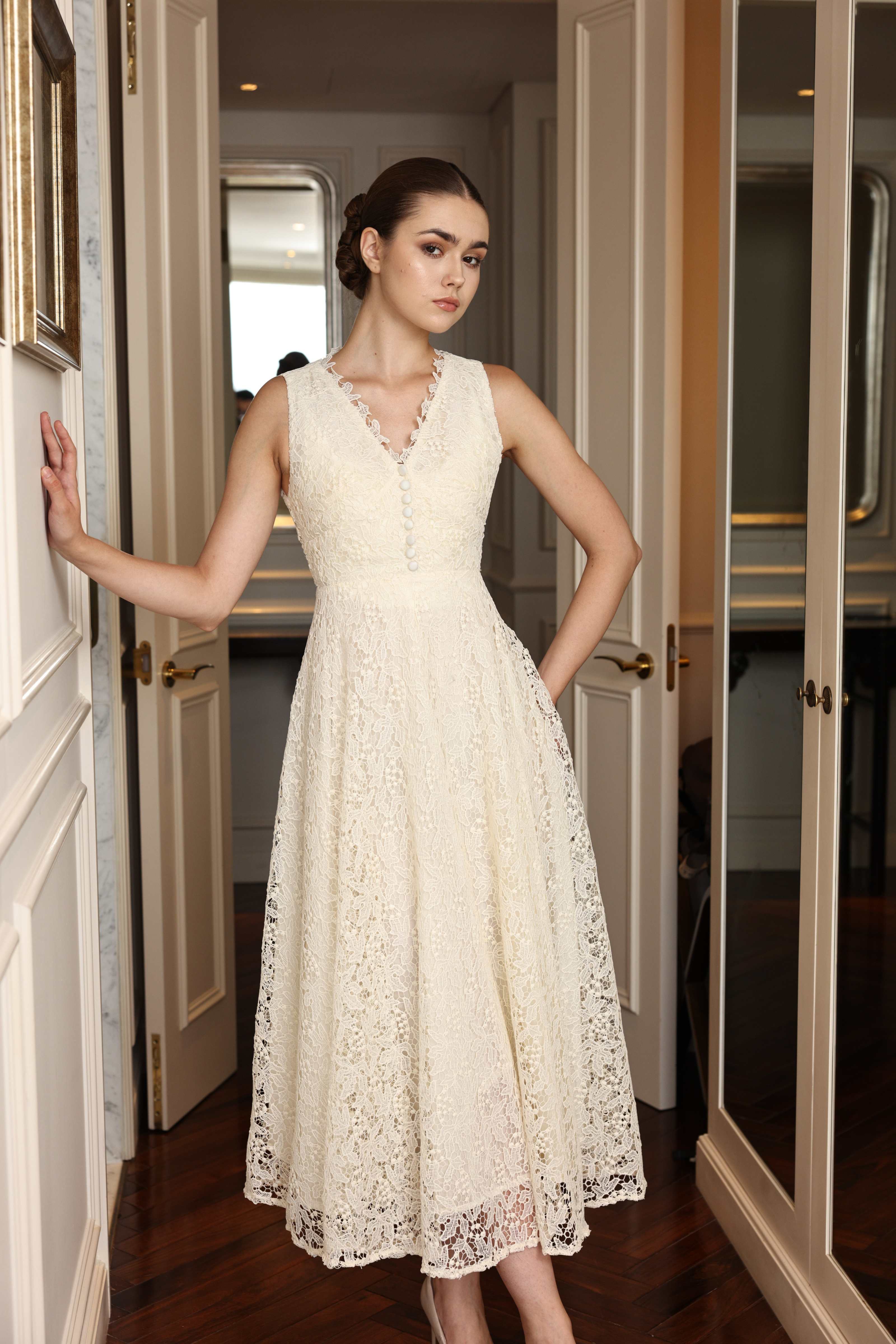 Ivory sleeveless lace dress