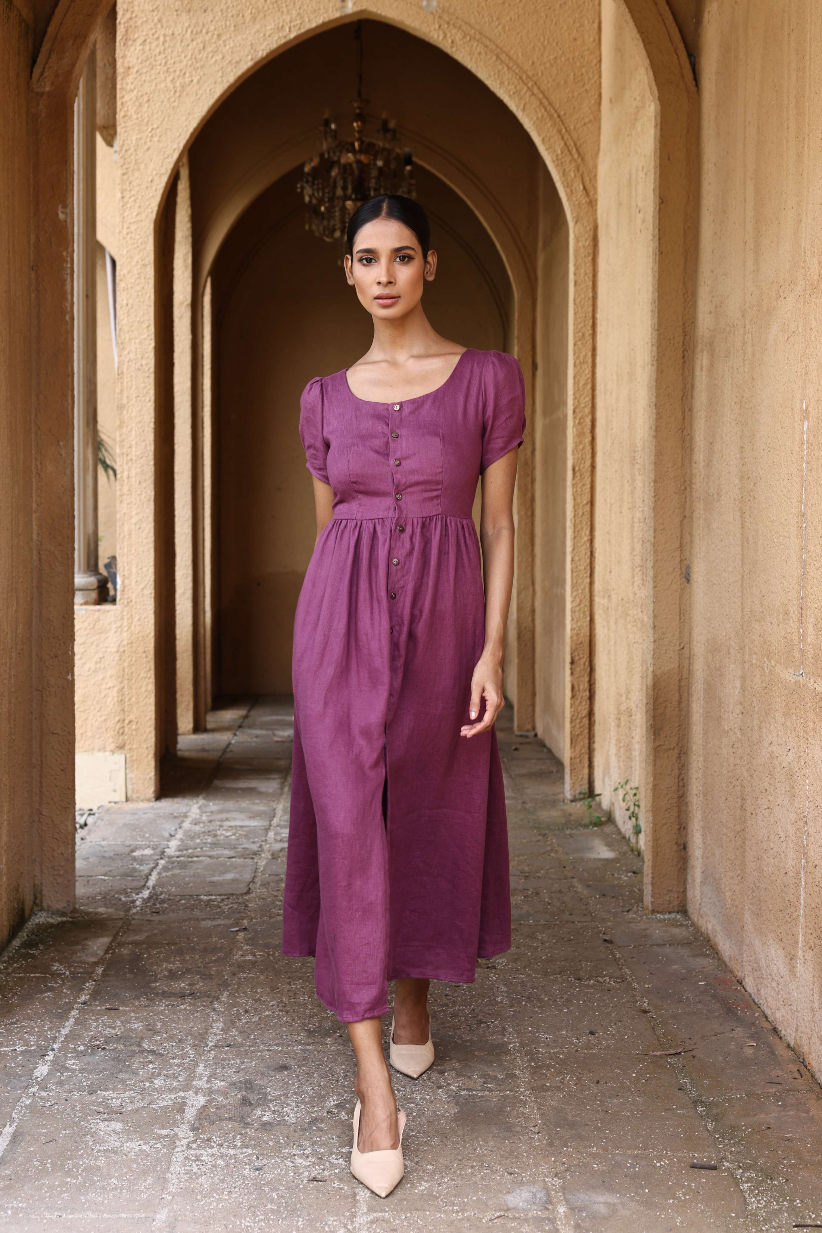 Lace-up back linen dress