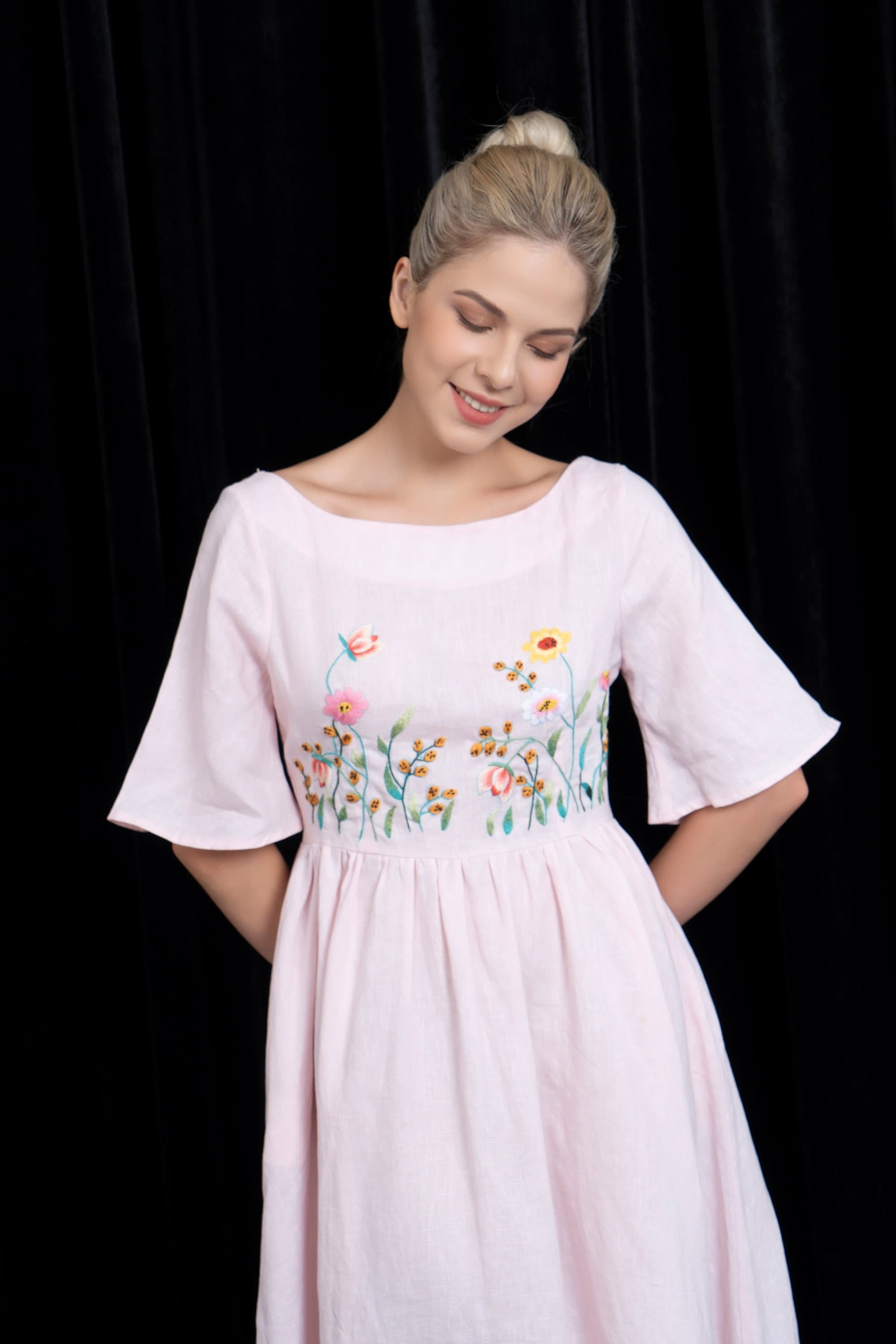 Linen summer dress with embroidery