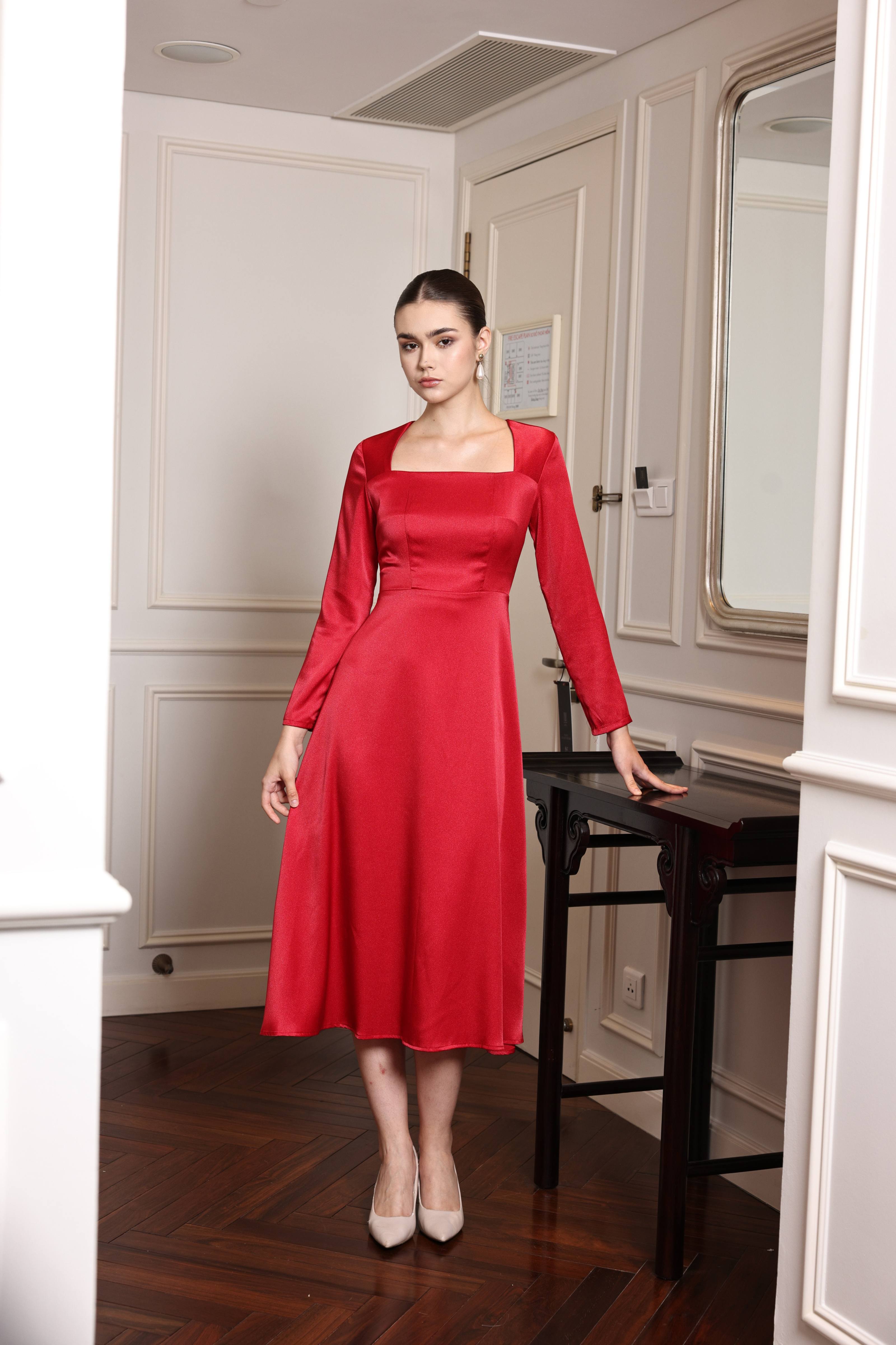 Long sleeve silk midi dress