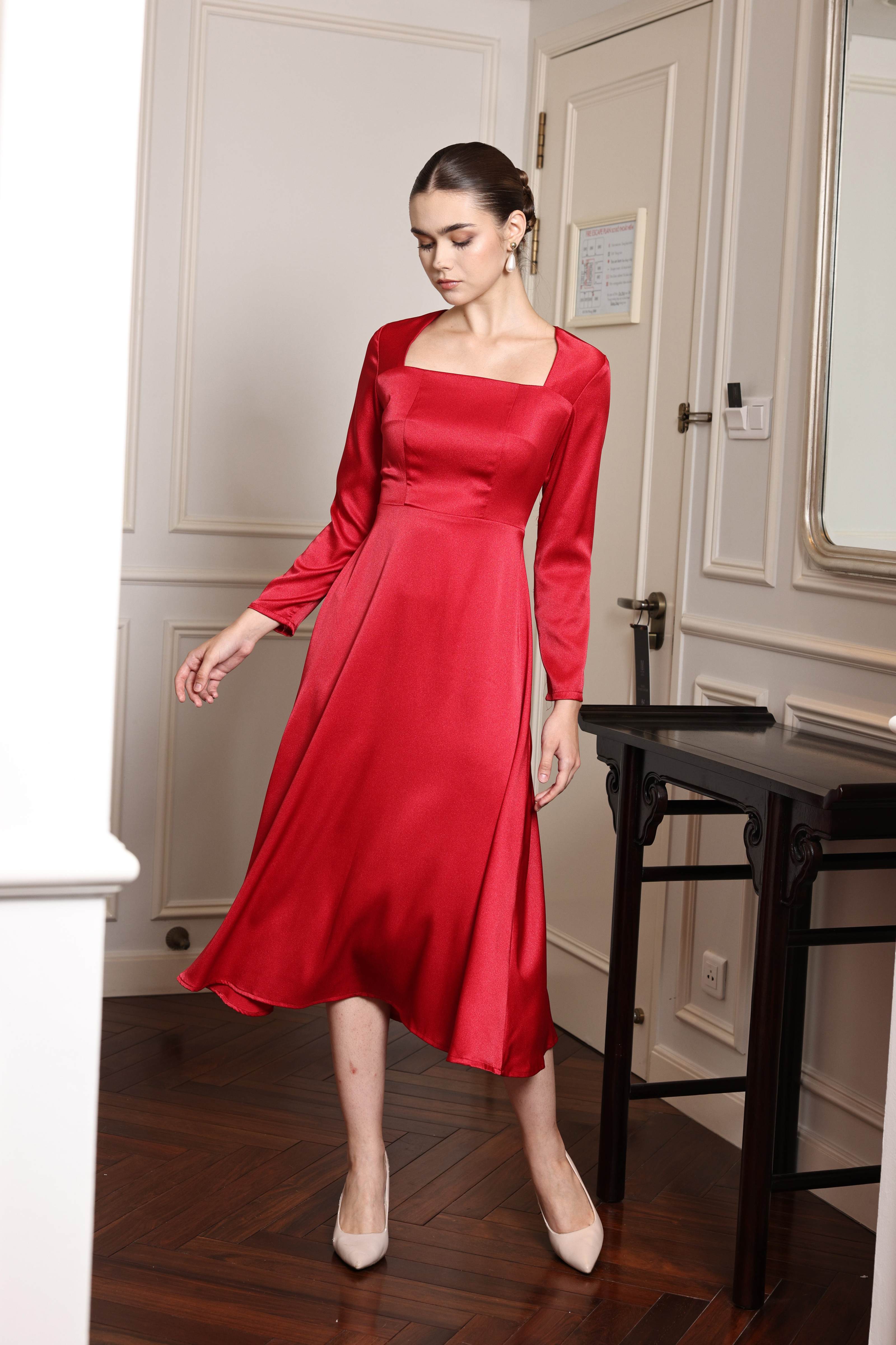 Long sleeve silk midi dress