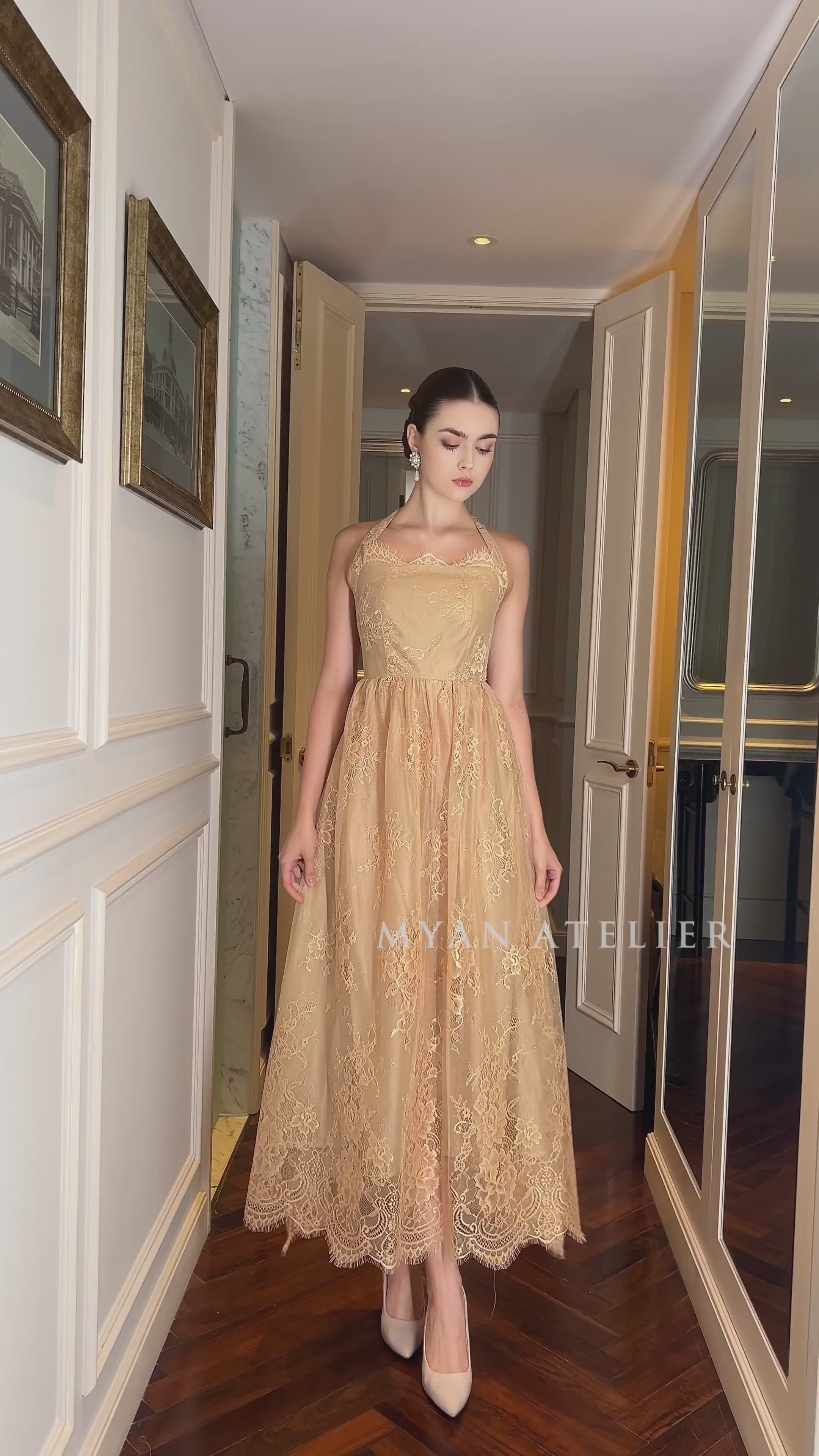 Sleeveless lace halter dress