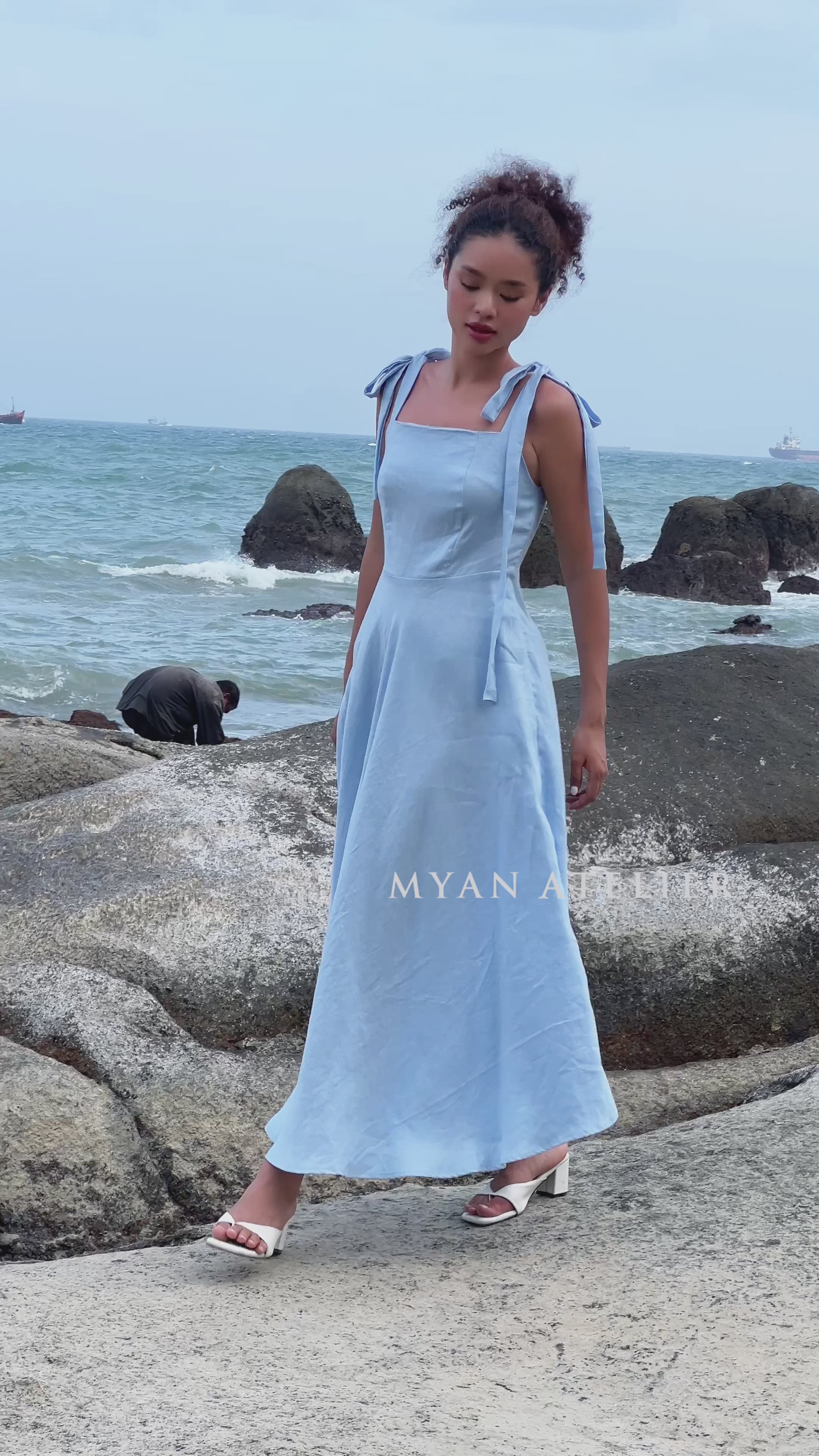 Adjustable strap linen dress