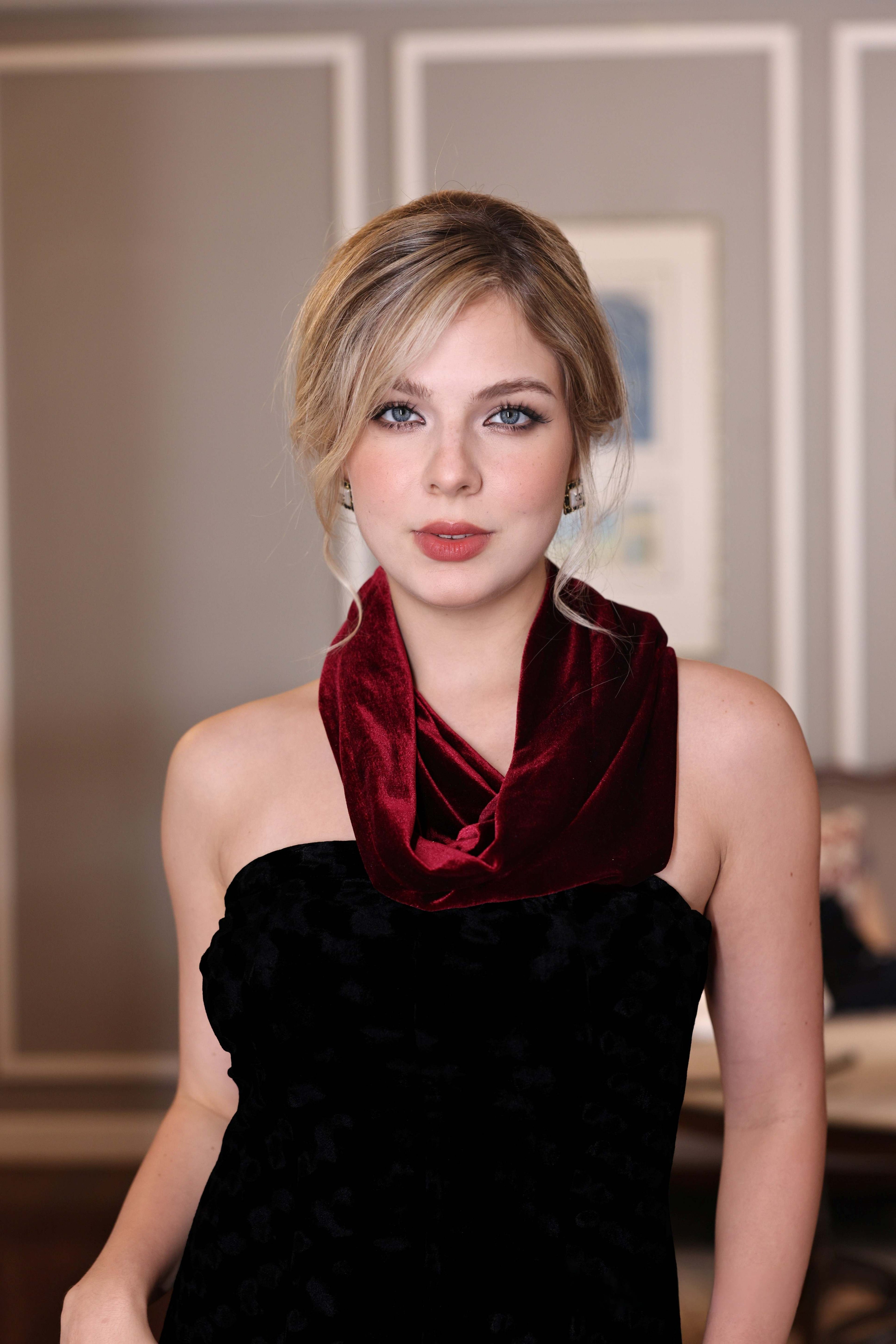 red velvet snood scarf for women