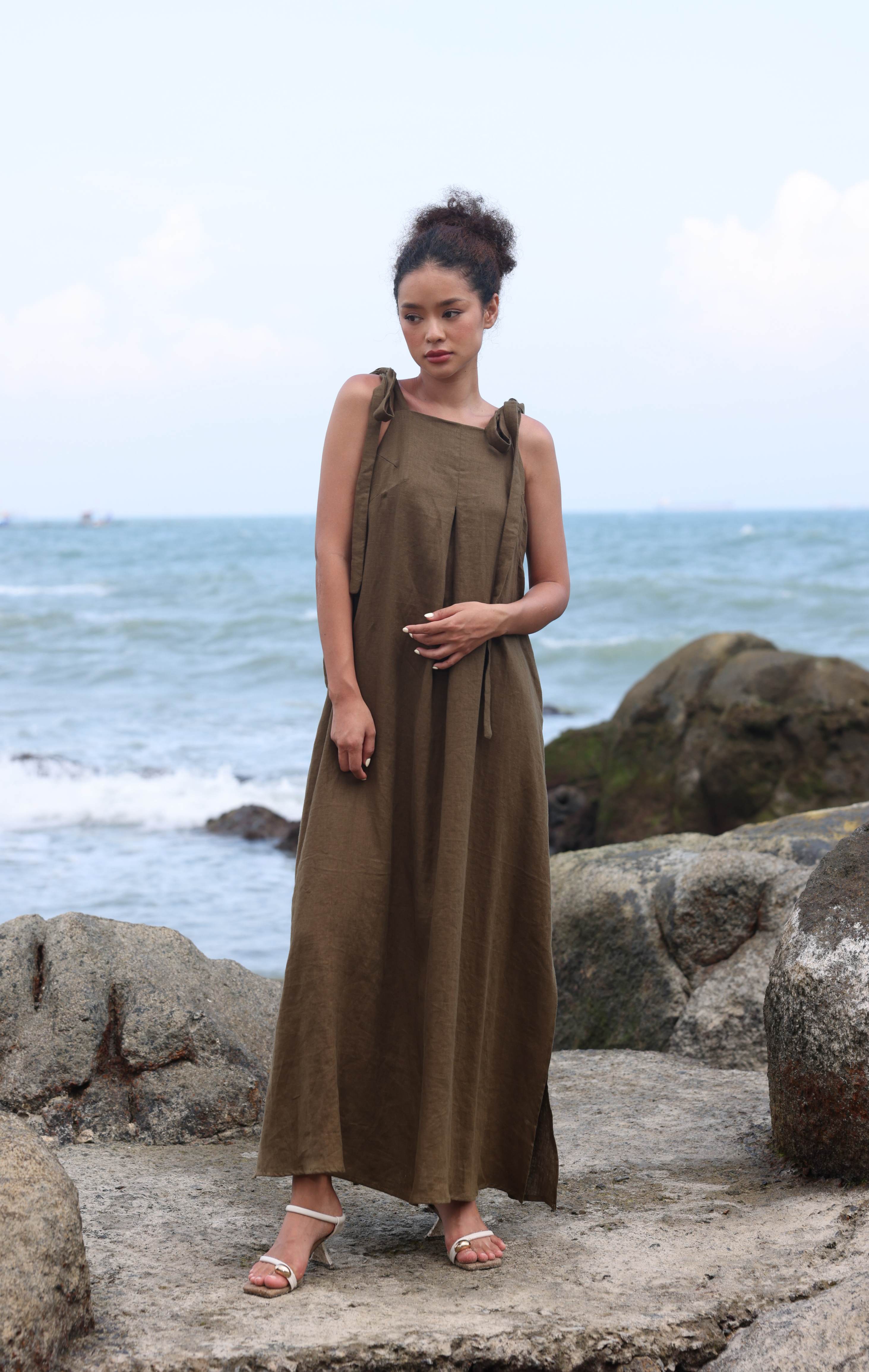 Tie shoulder linen dress