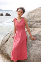 Back V-cut linen dress