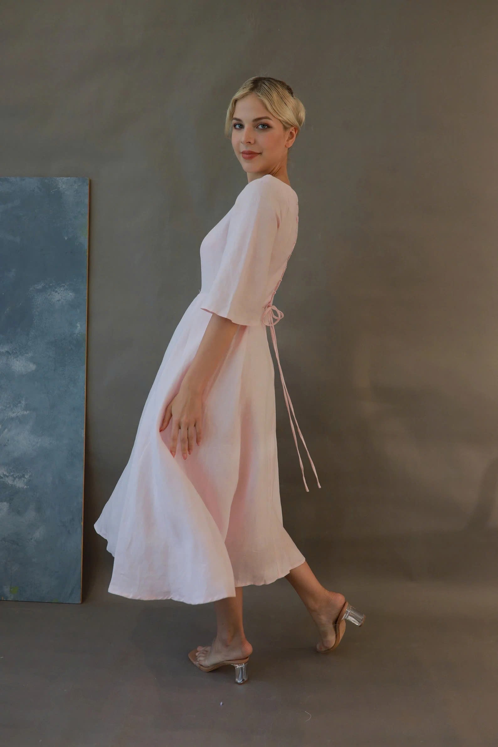 Boat neck linen dress