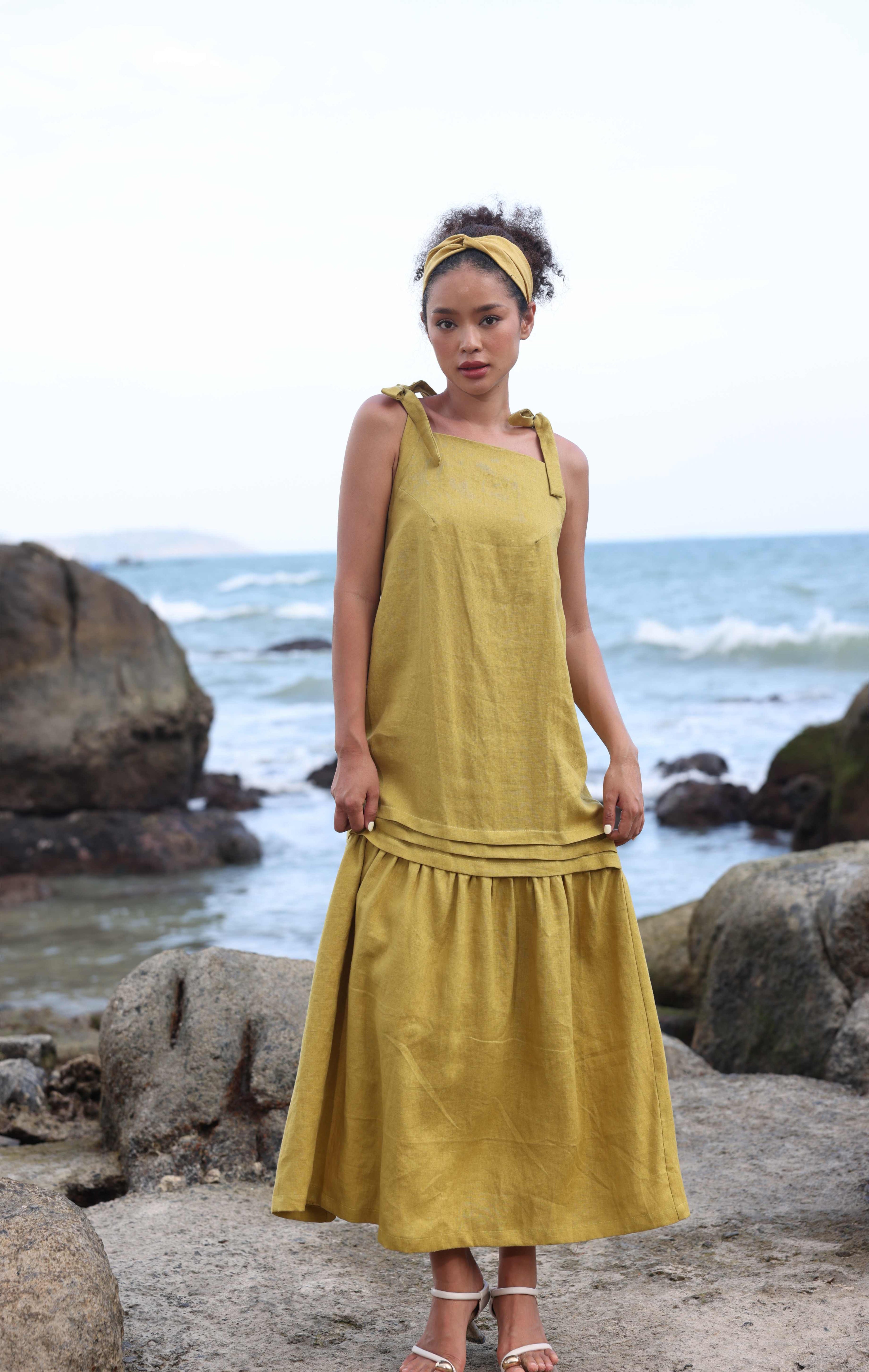 Bow shoulder linen dress