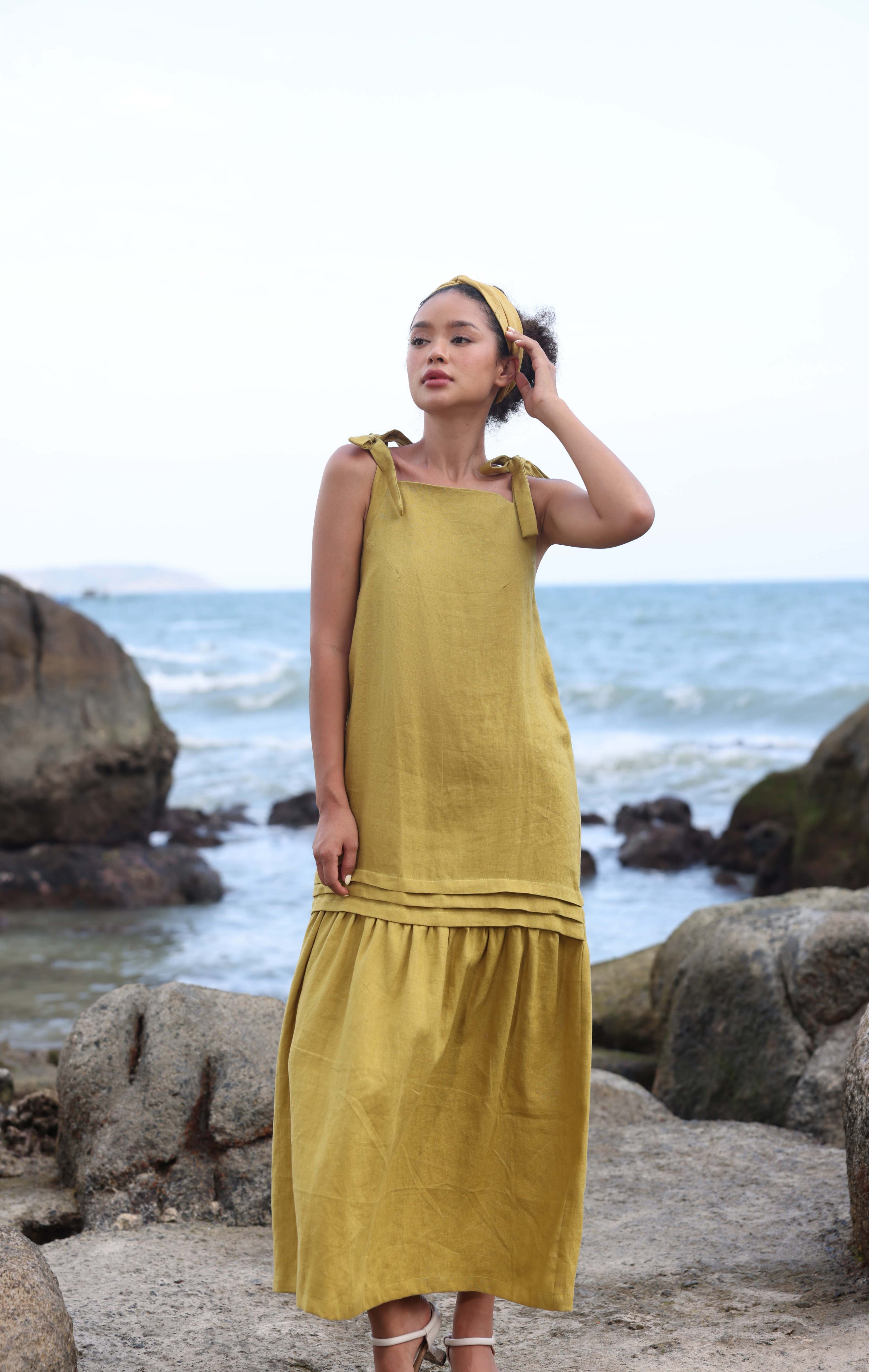 Bow shoulder linen dress