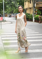 Casual linen dress with embroidery