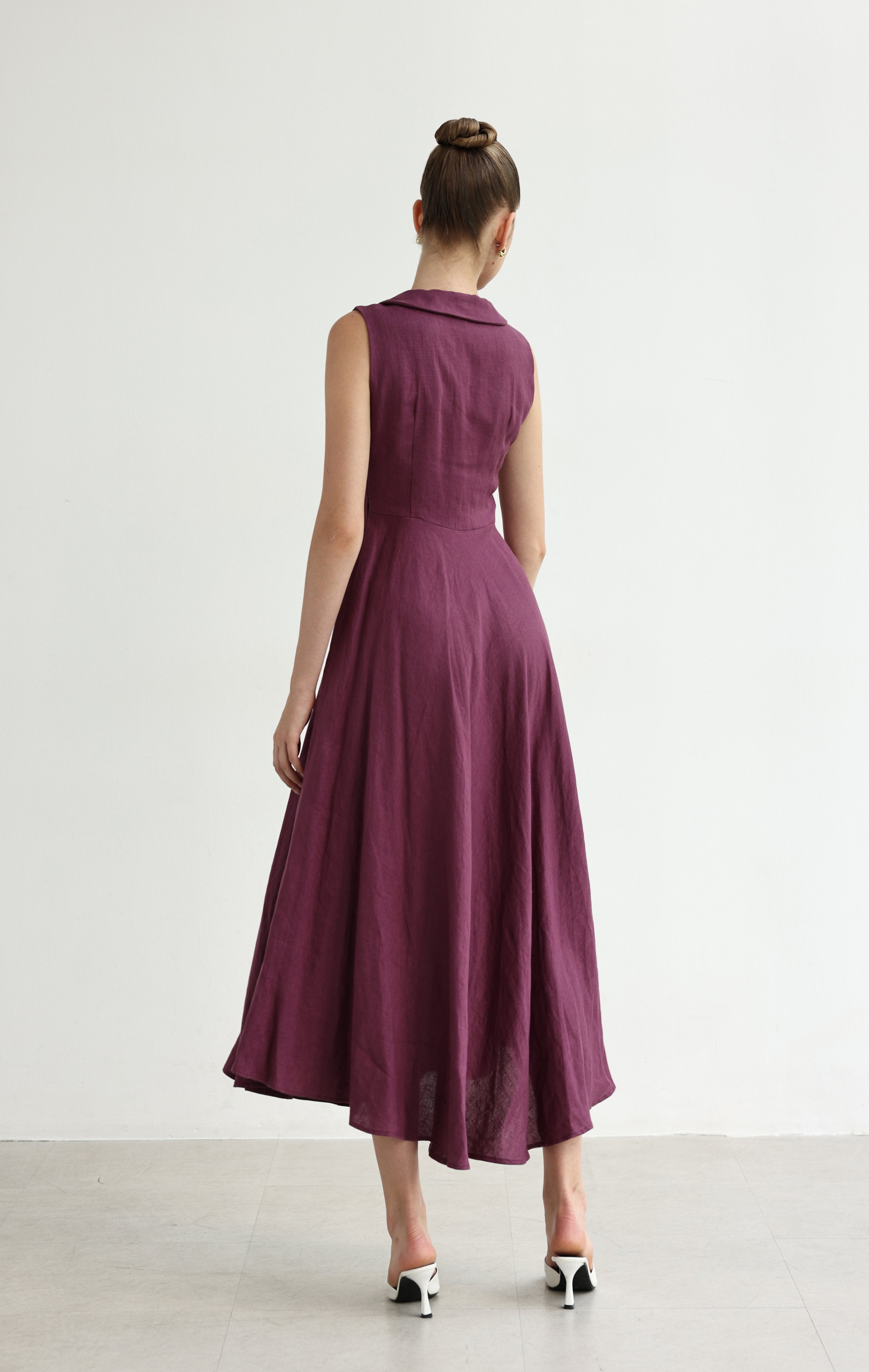 Collared linen dress