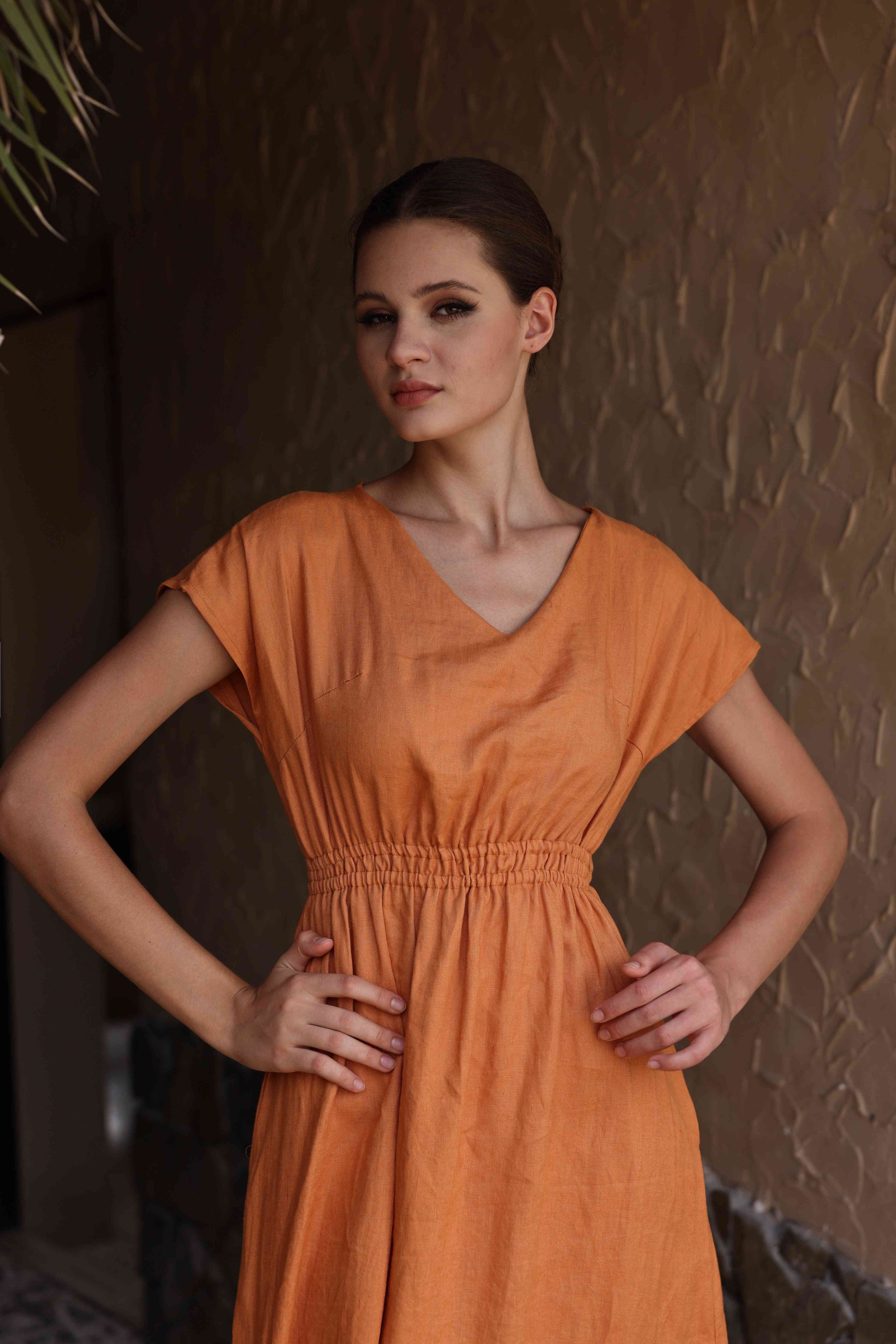 Elastic waist linen midi dress