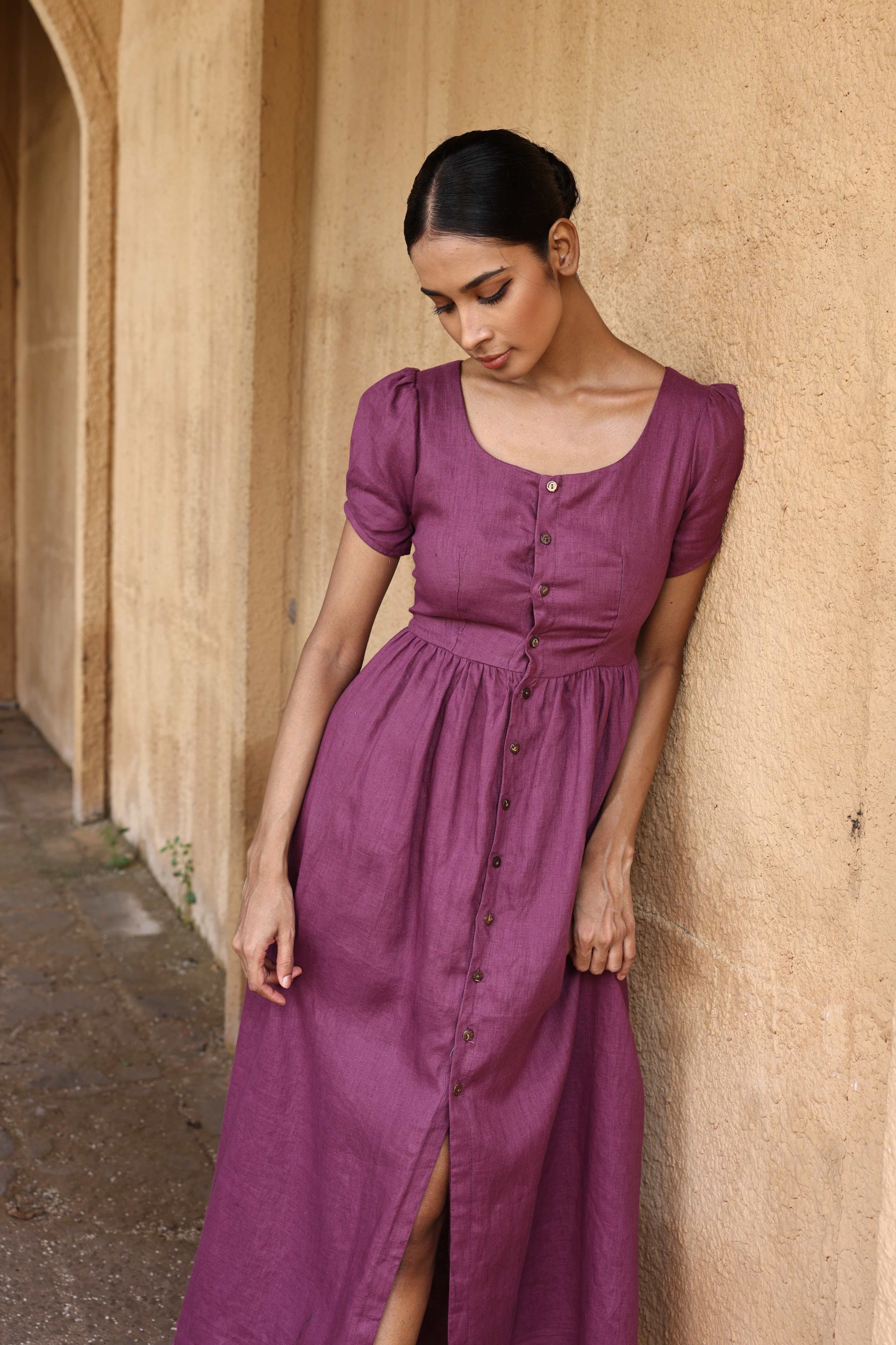 Lace-up back linen dress