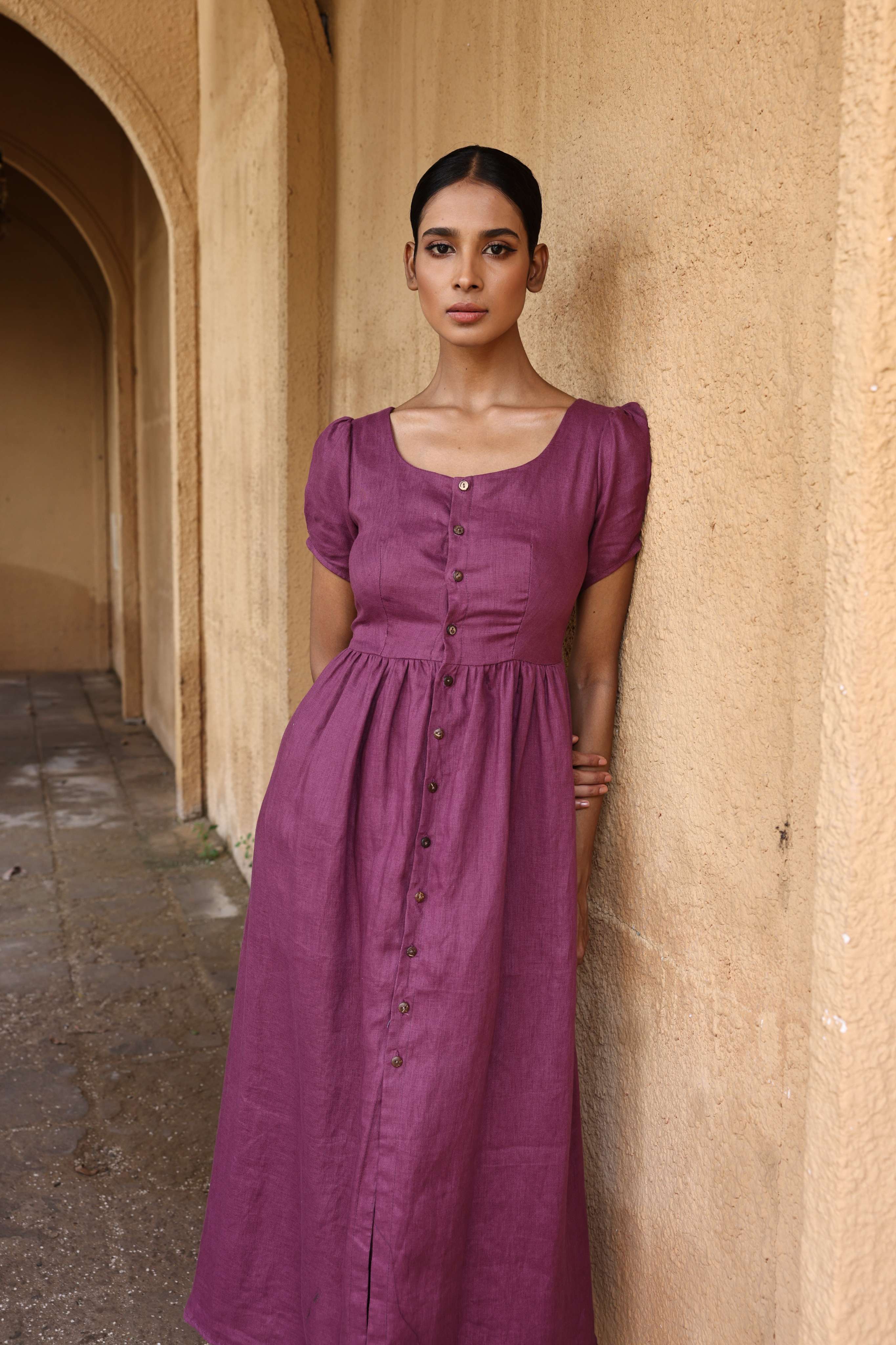 Lace-up back linen dress