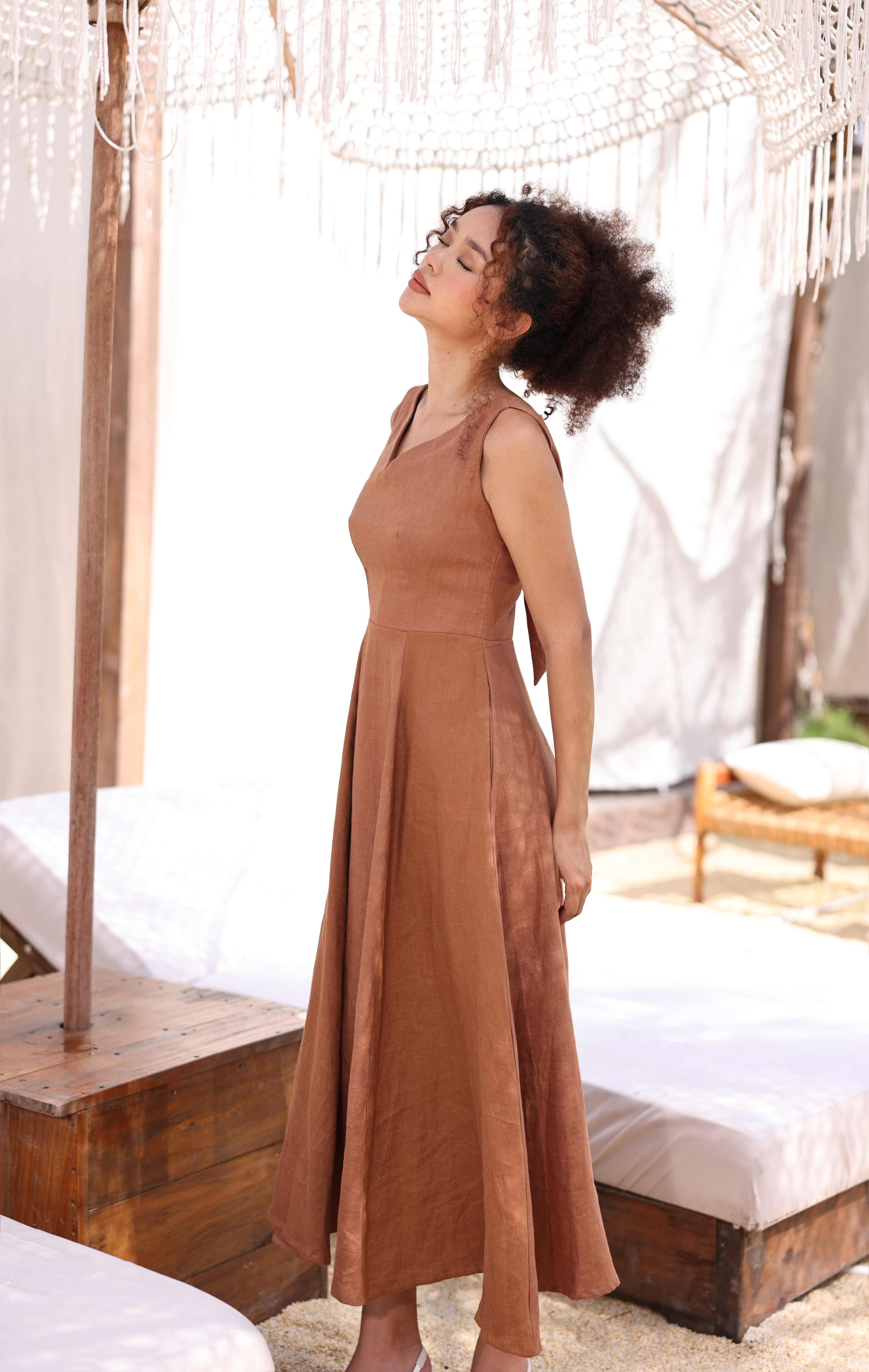 Linen dress with back bow