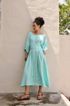 Linen dress with detachable belt