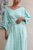 Linen dress with detachable belt