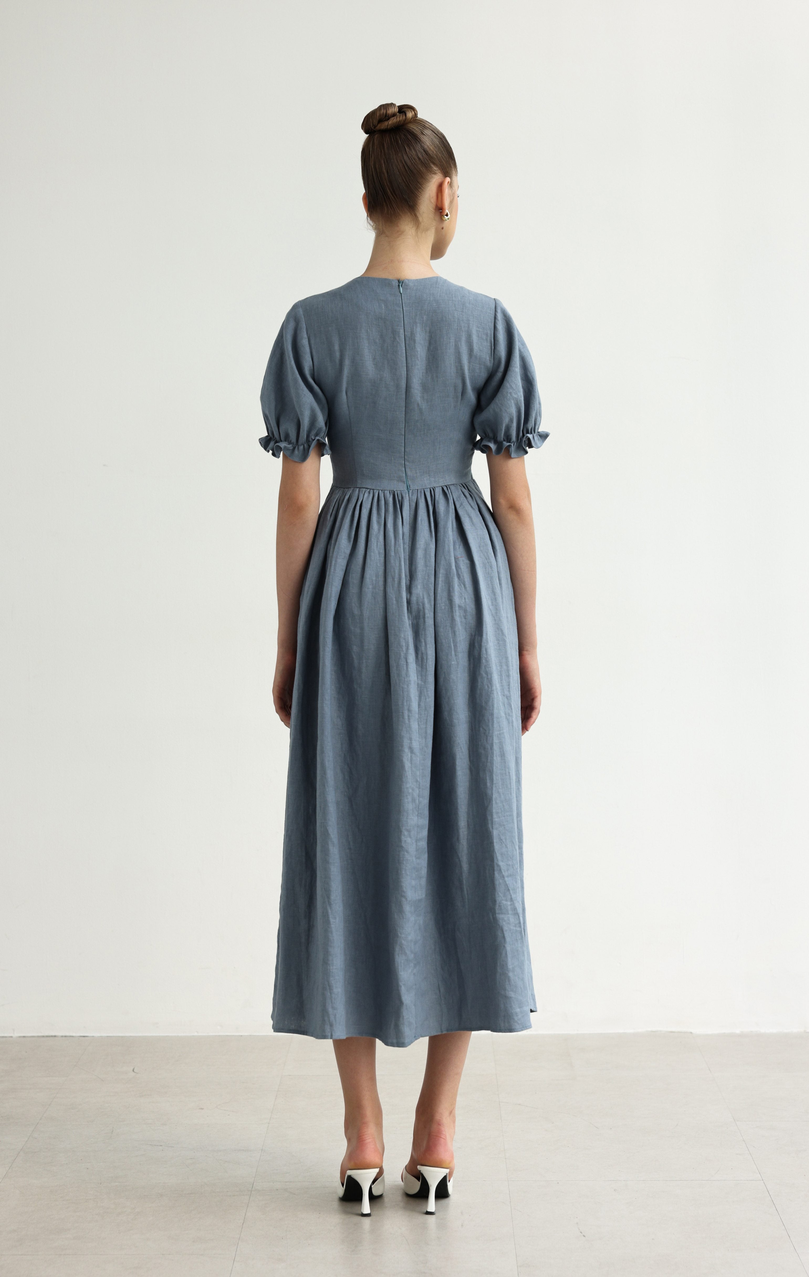 Linen dress with gathered waist