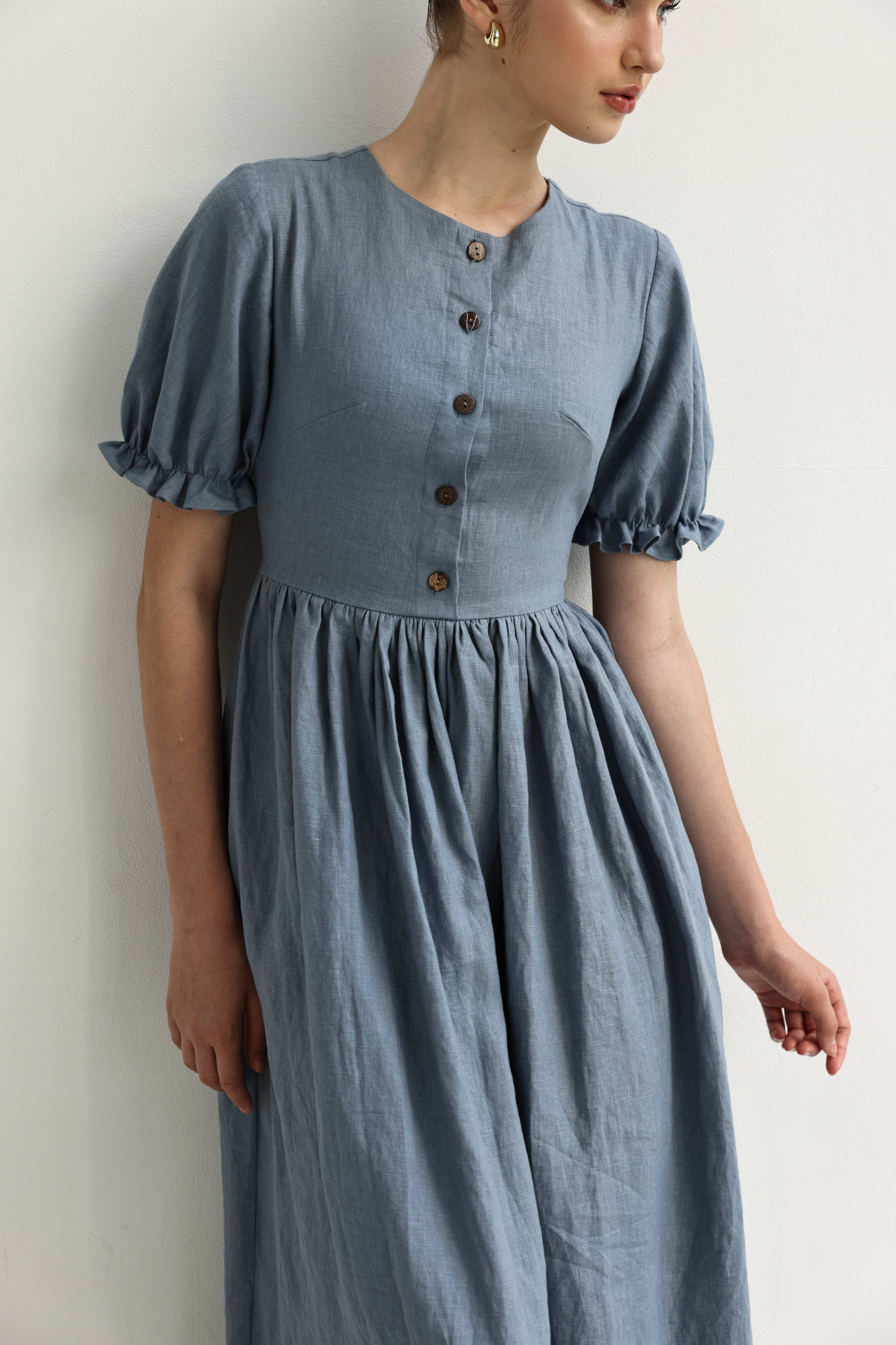 Linen dress with gathered waist