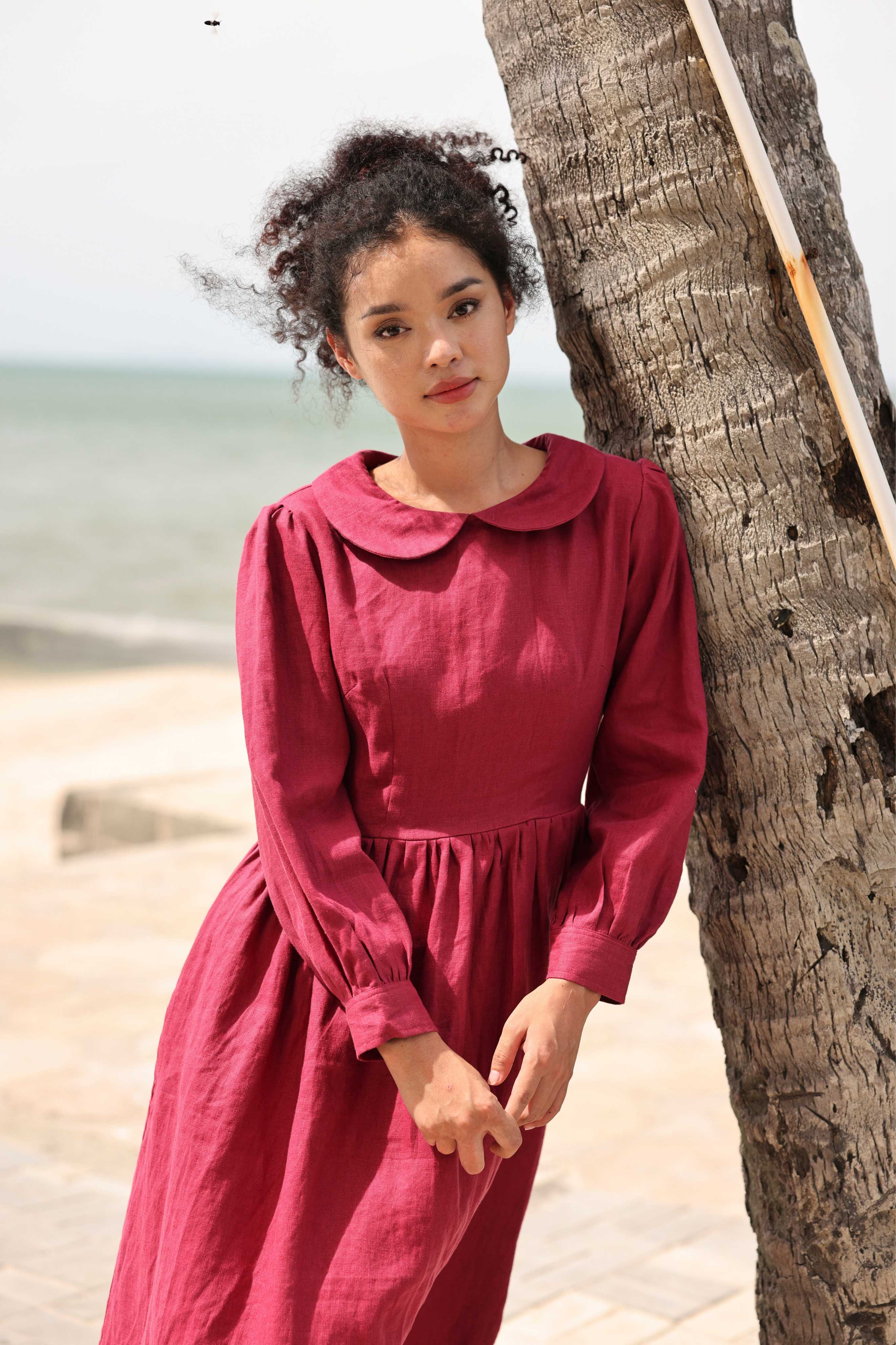 Linen dress with Peter Pan