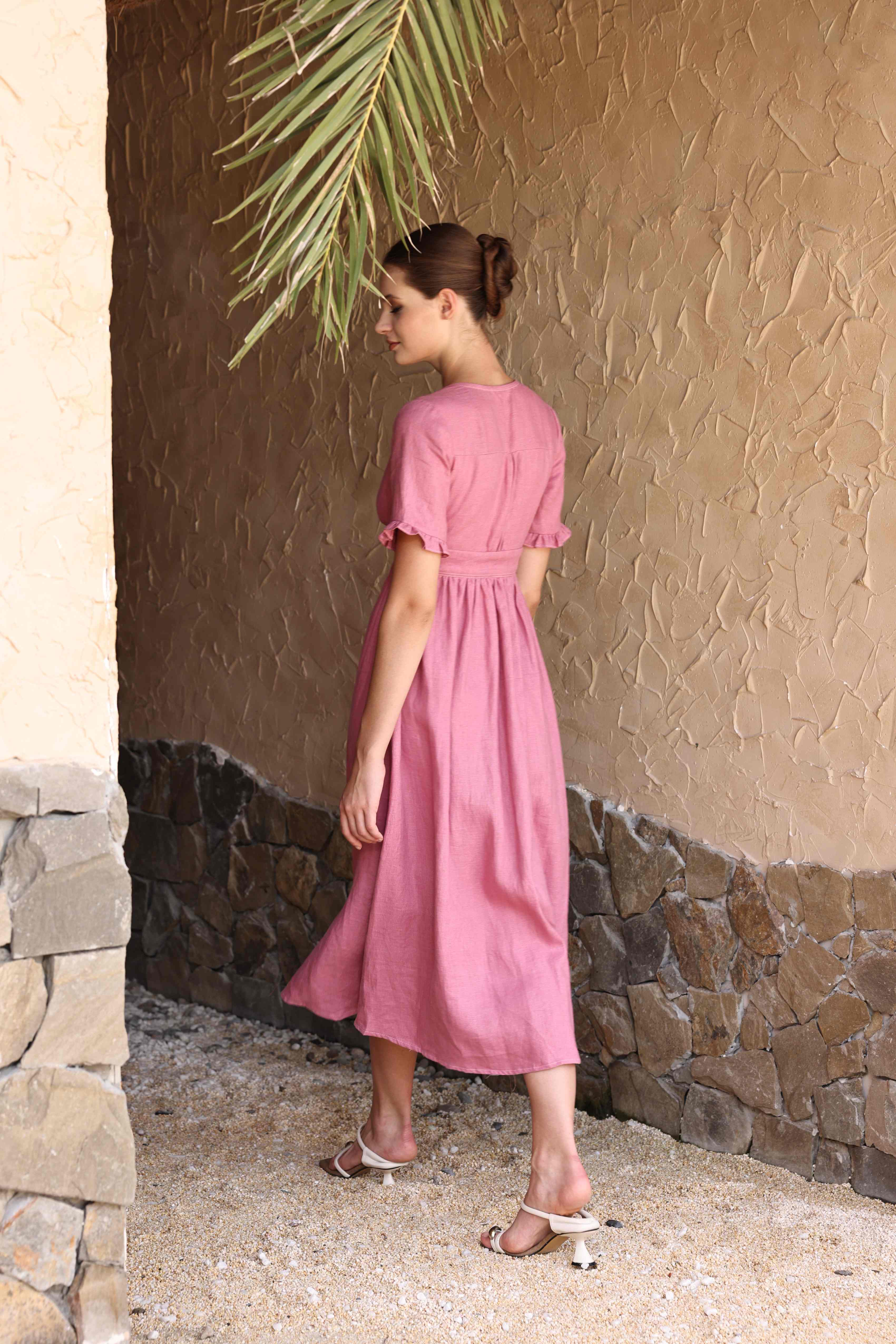 Linen dress with ruffle sleeves