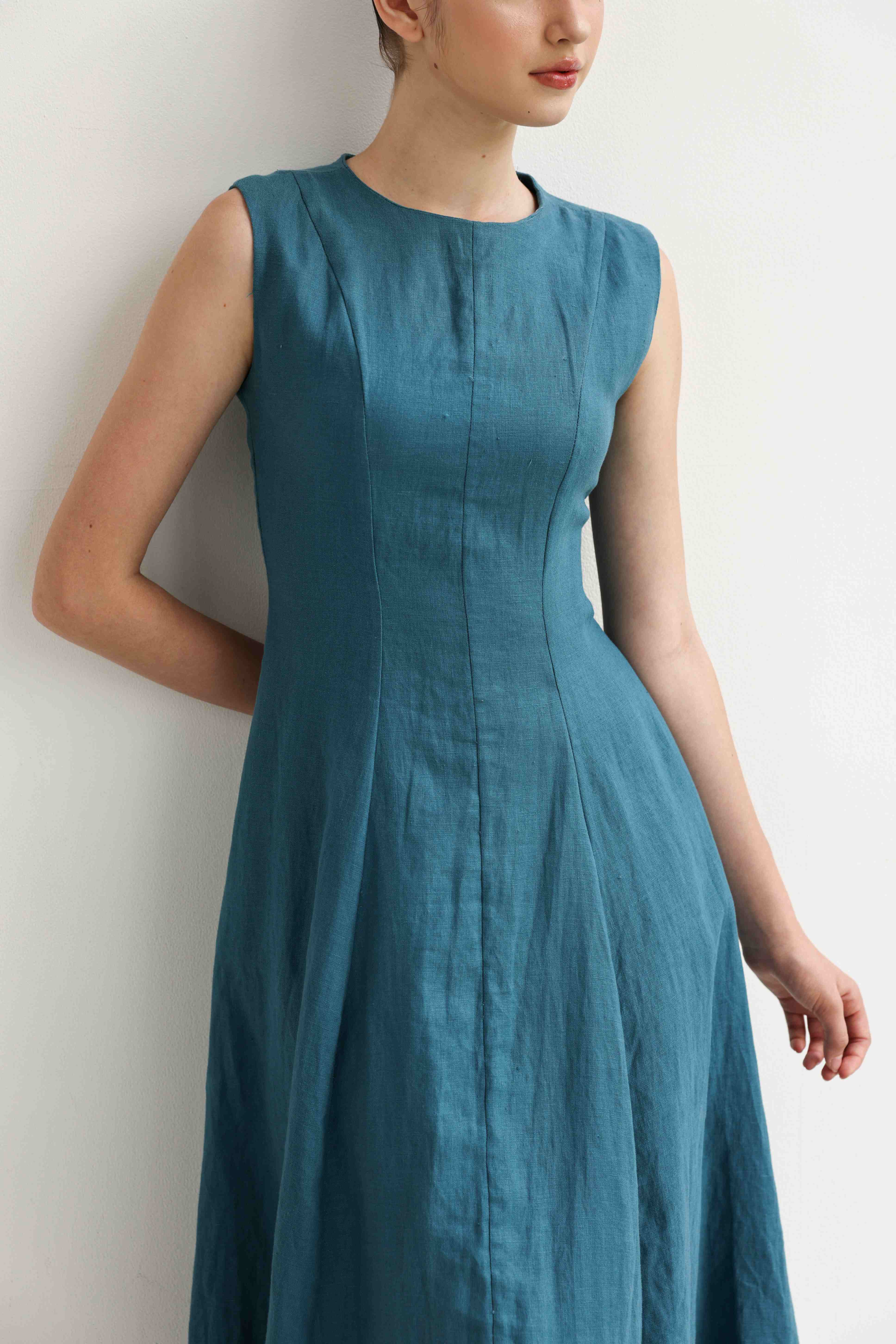 Minimalist summer dress