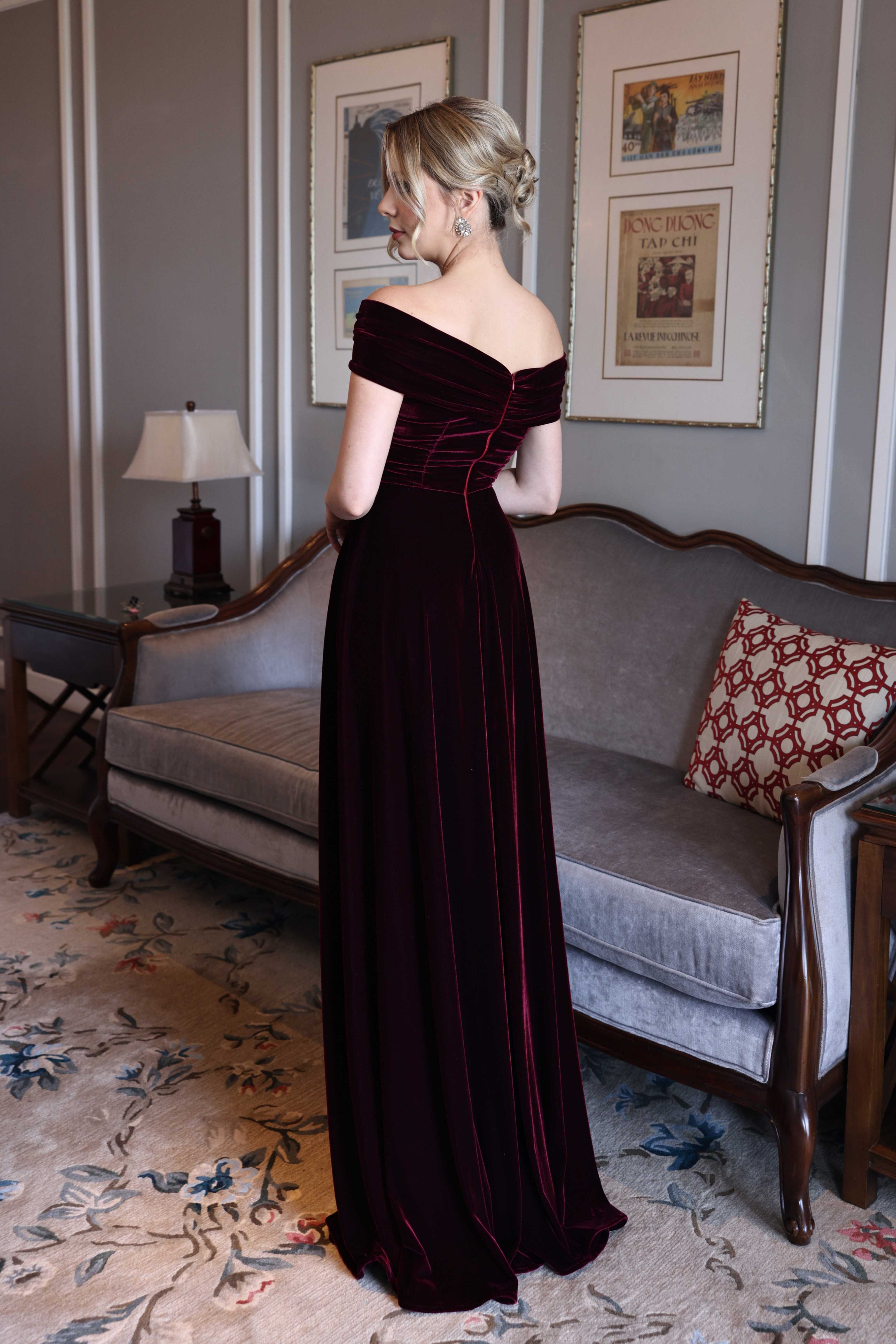 Off-shoulder velvet dress