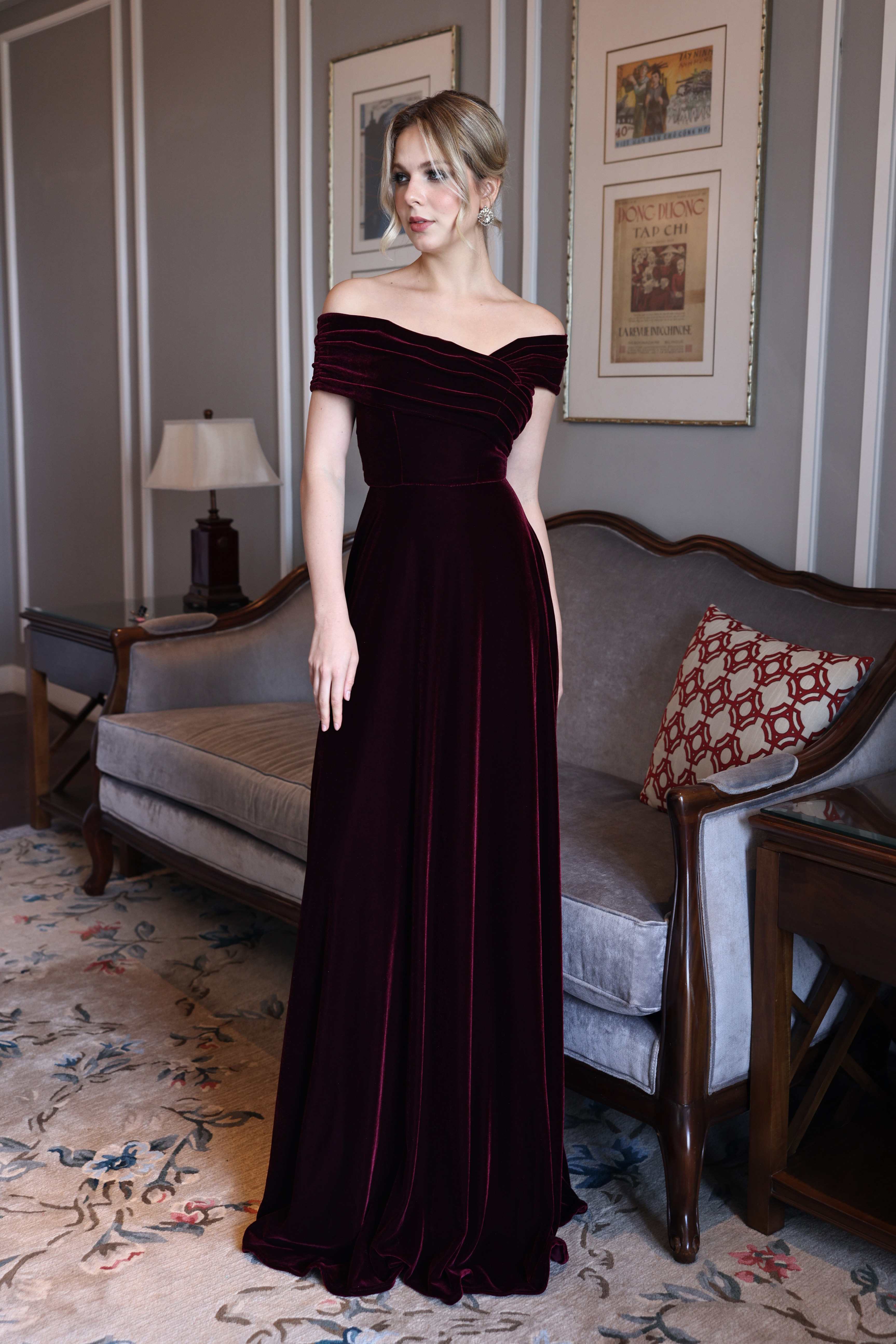Off-shoulder velvet dress