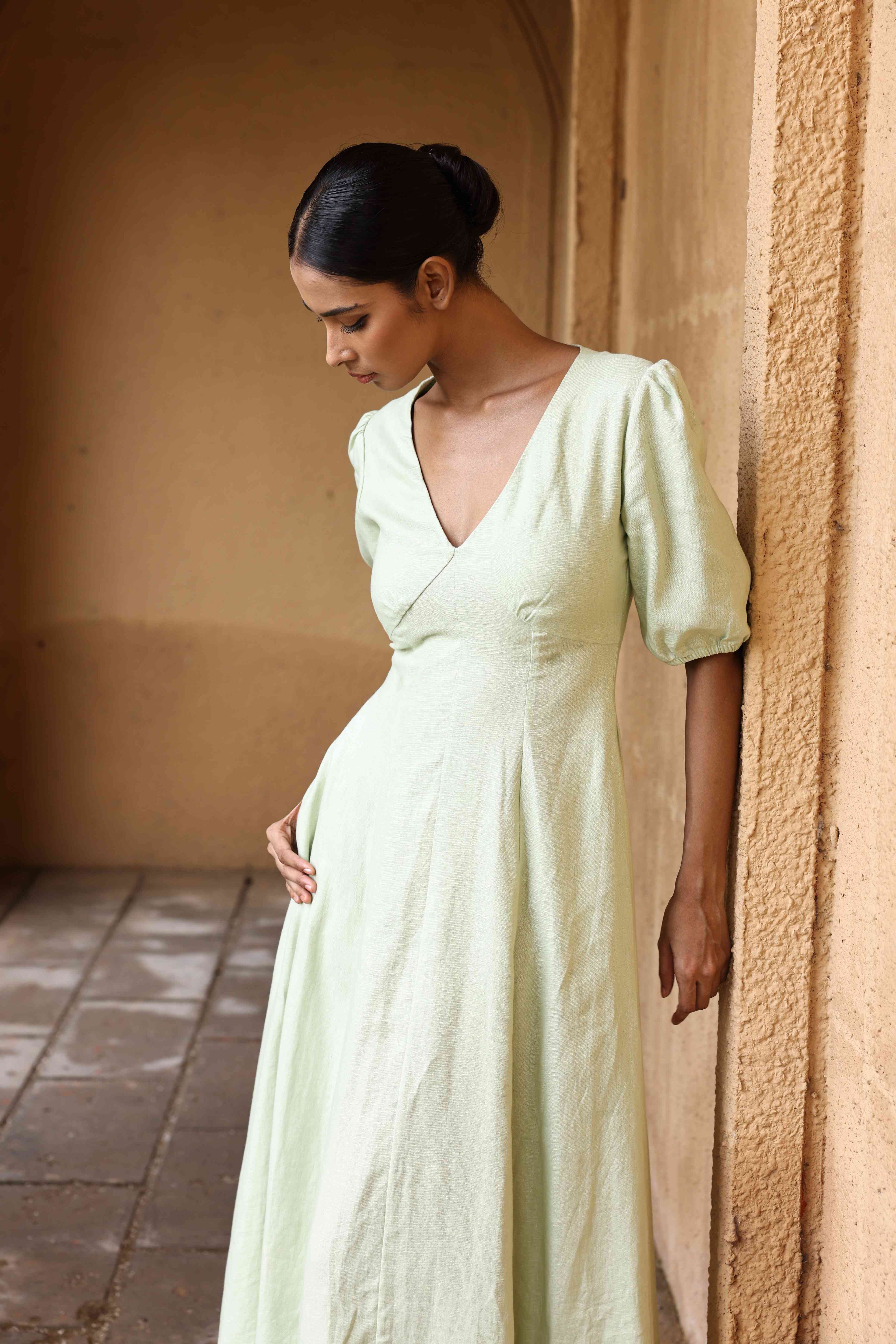 Open-back linen maxi dress