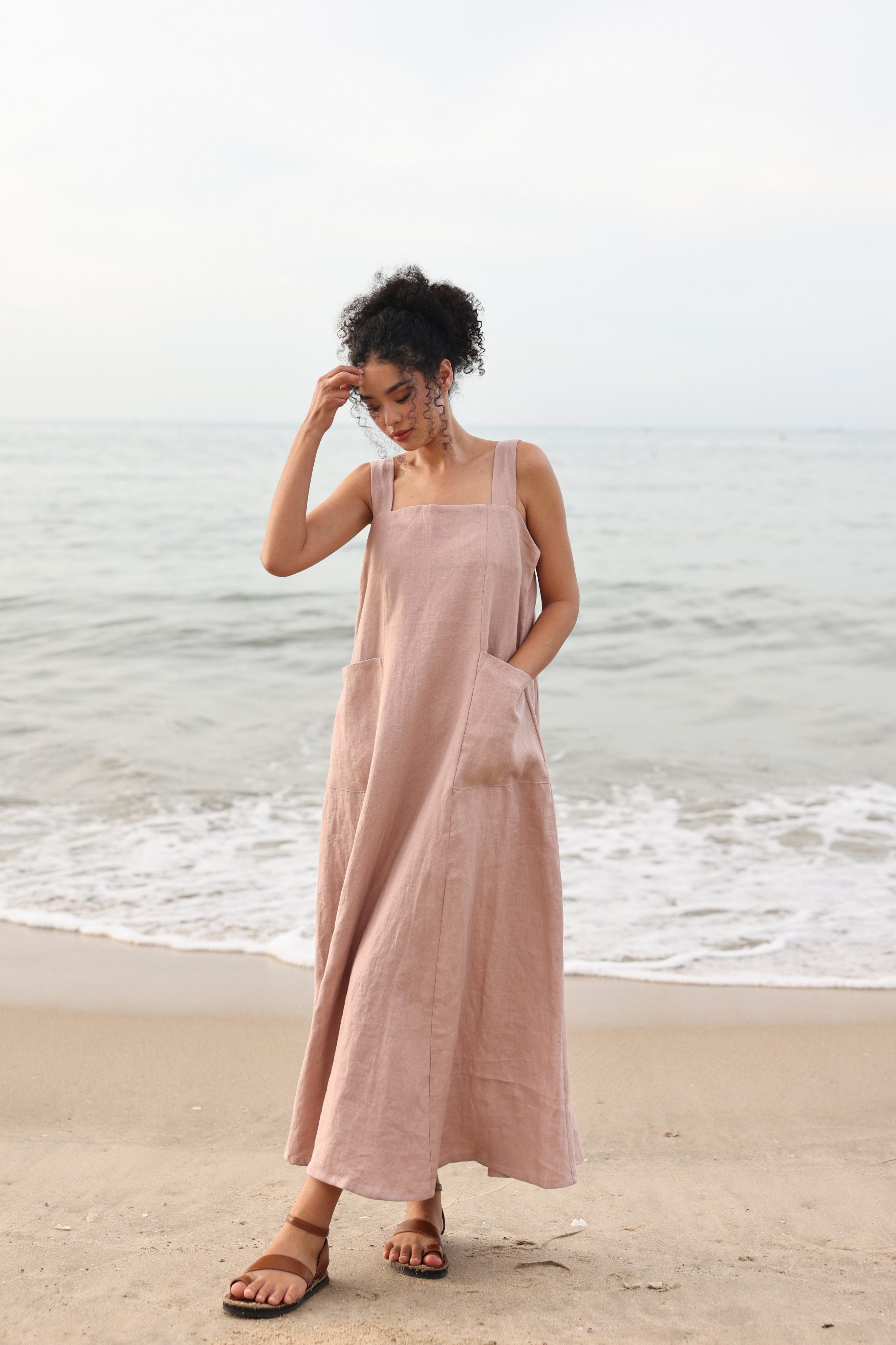 Patch pockets linen dress