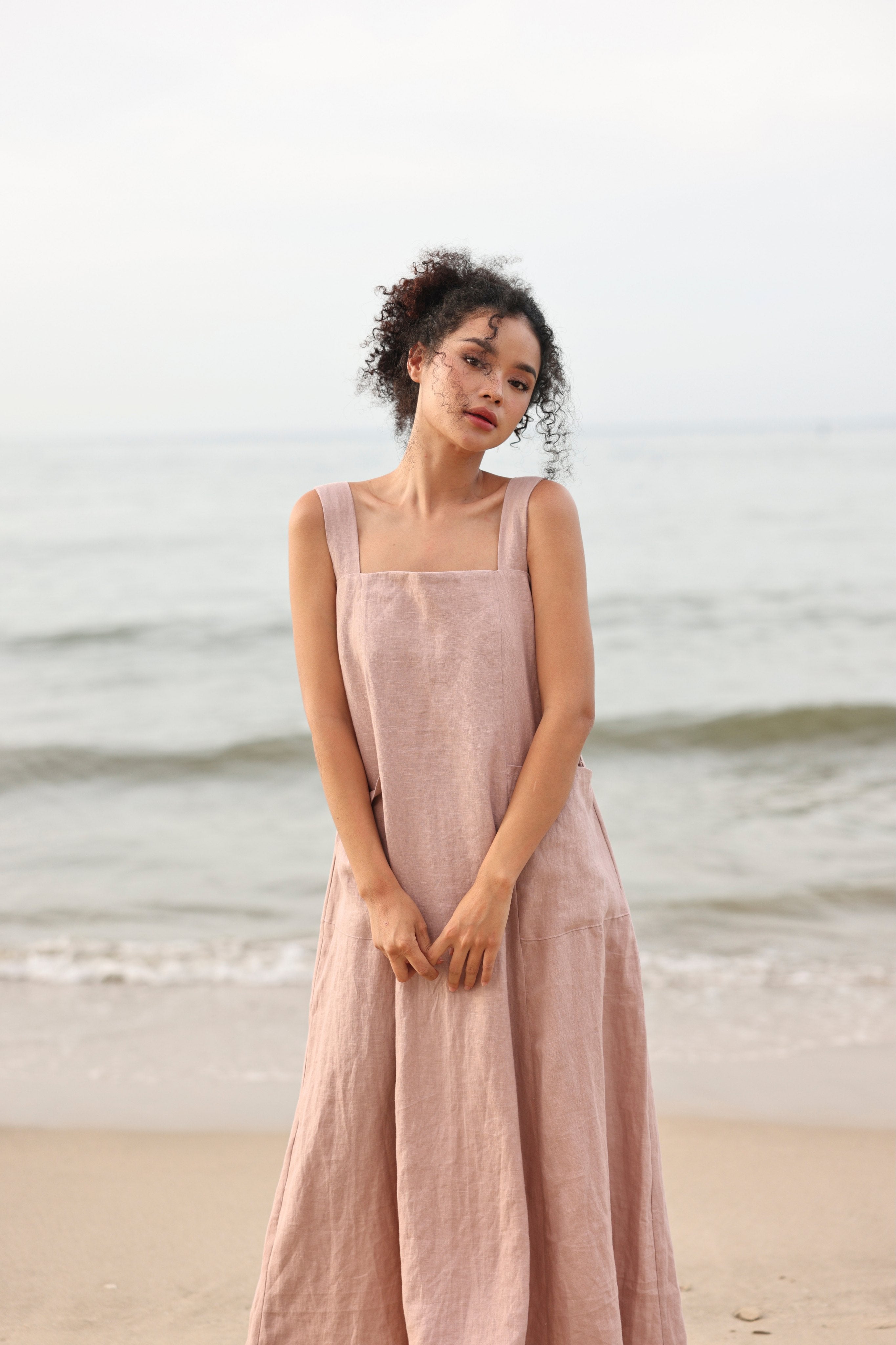Patch pockets linen dress