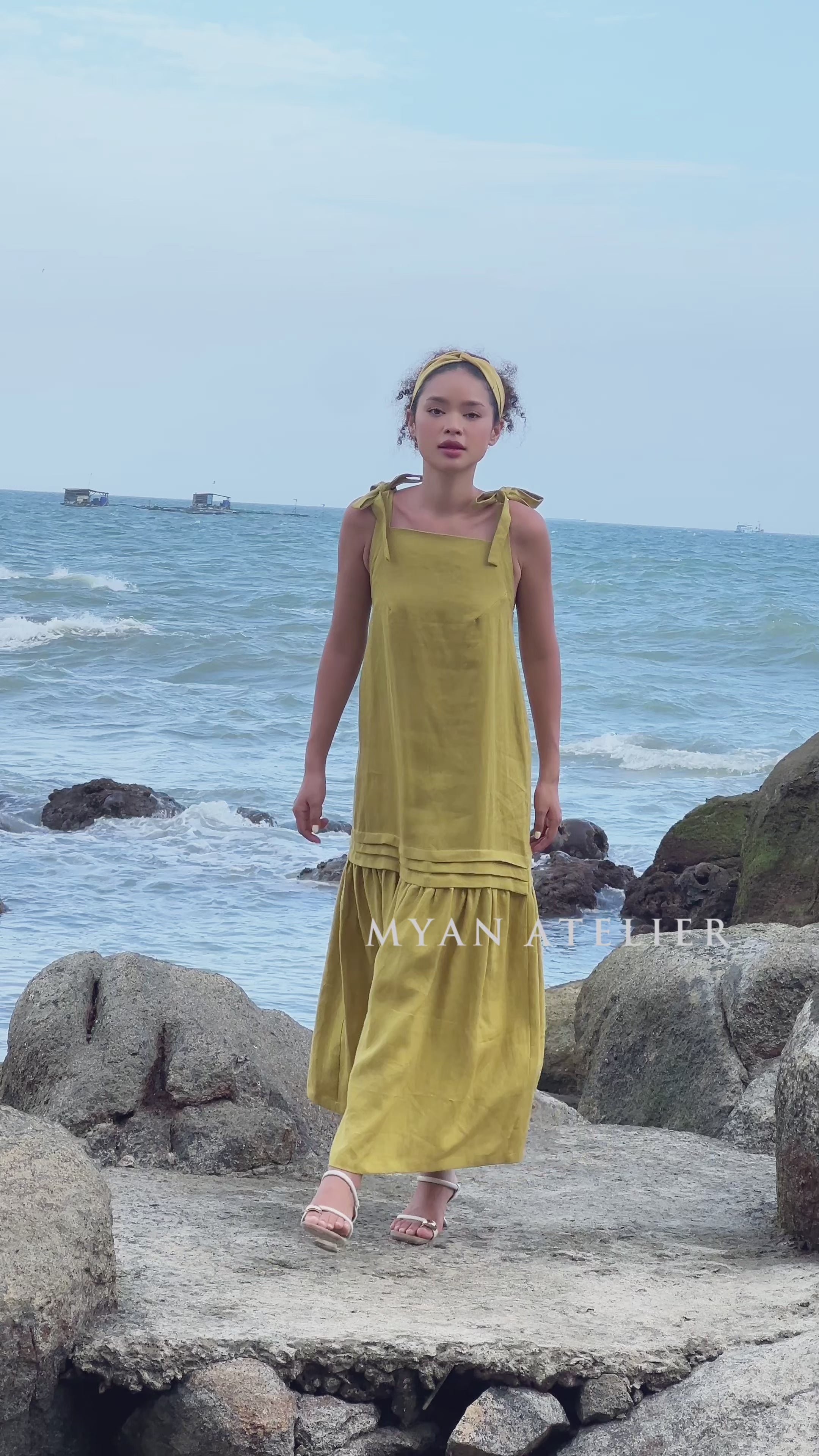 Bow shoulder linen dress