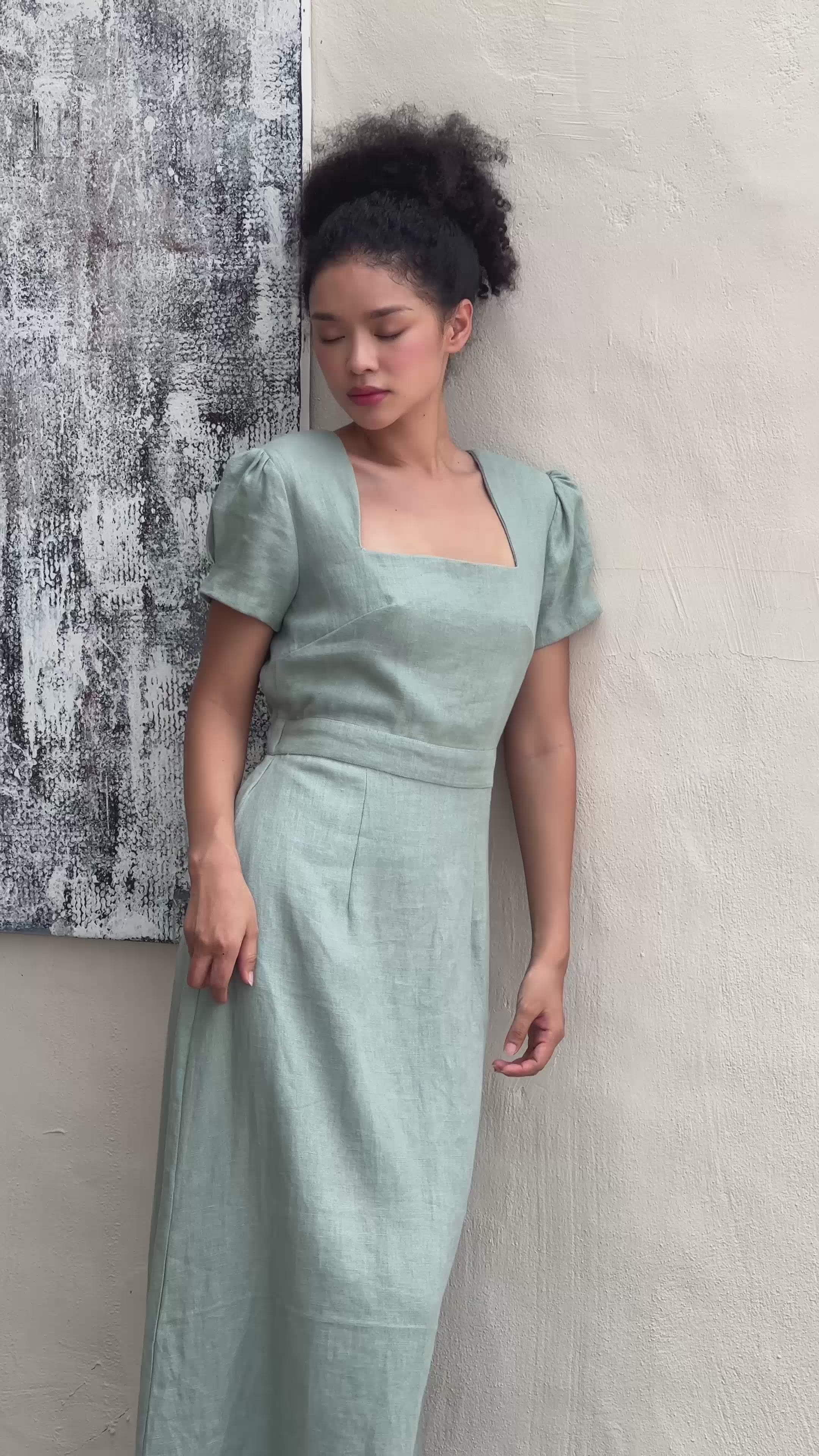 Open back linen dress