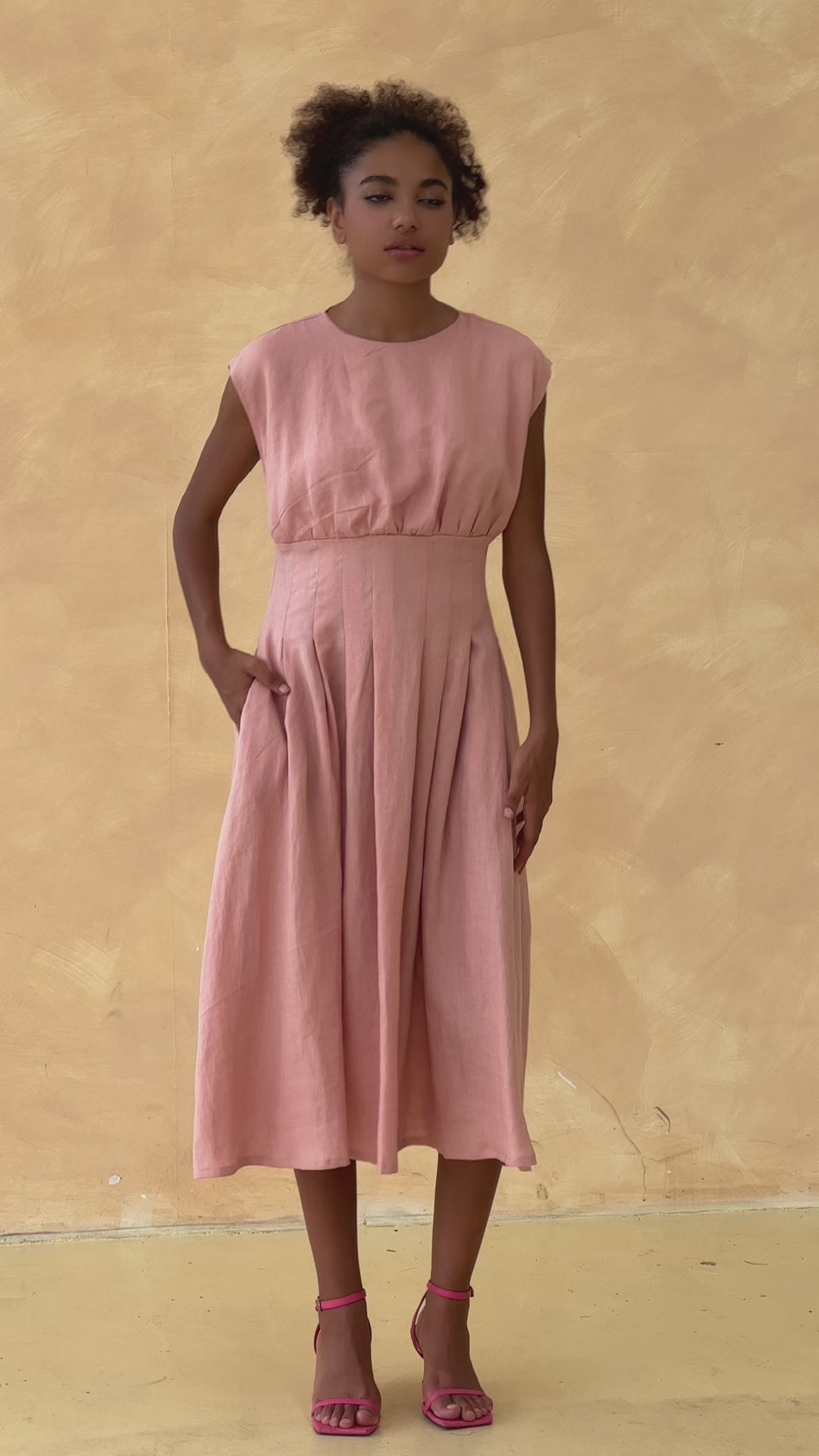 Cap sleeve pleated linen dress