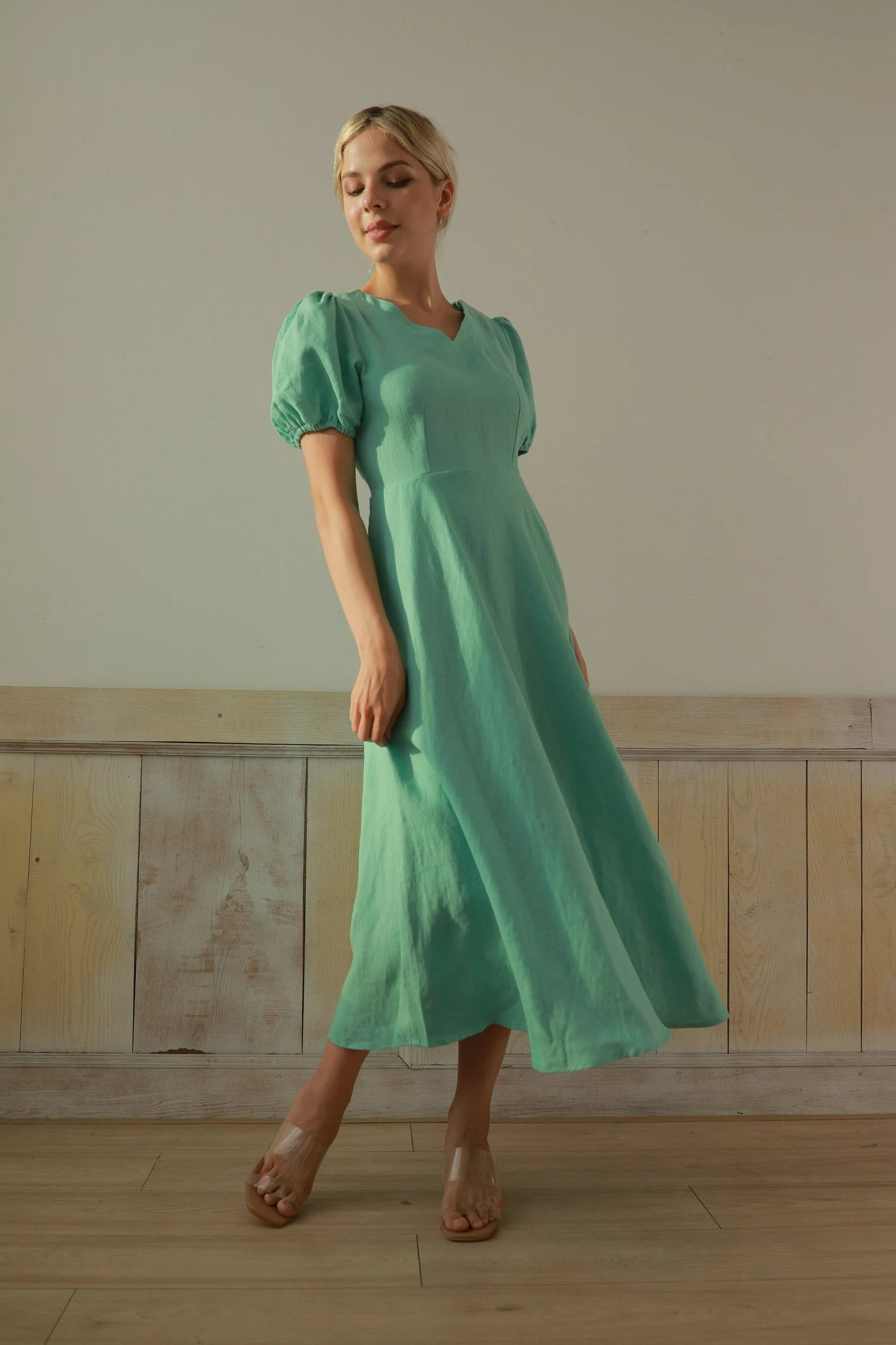 puff sleeve linen dress