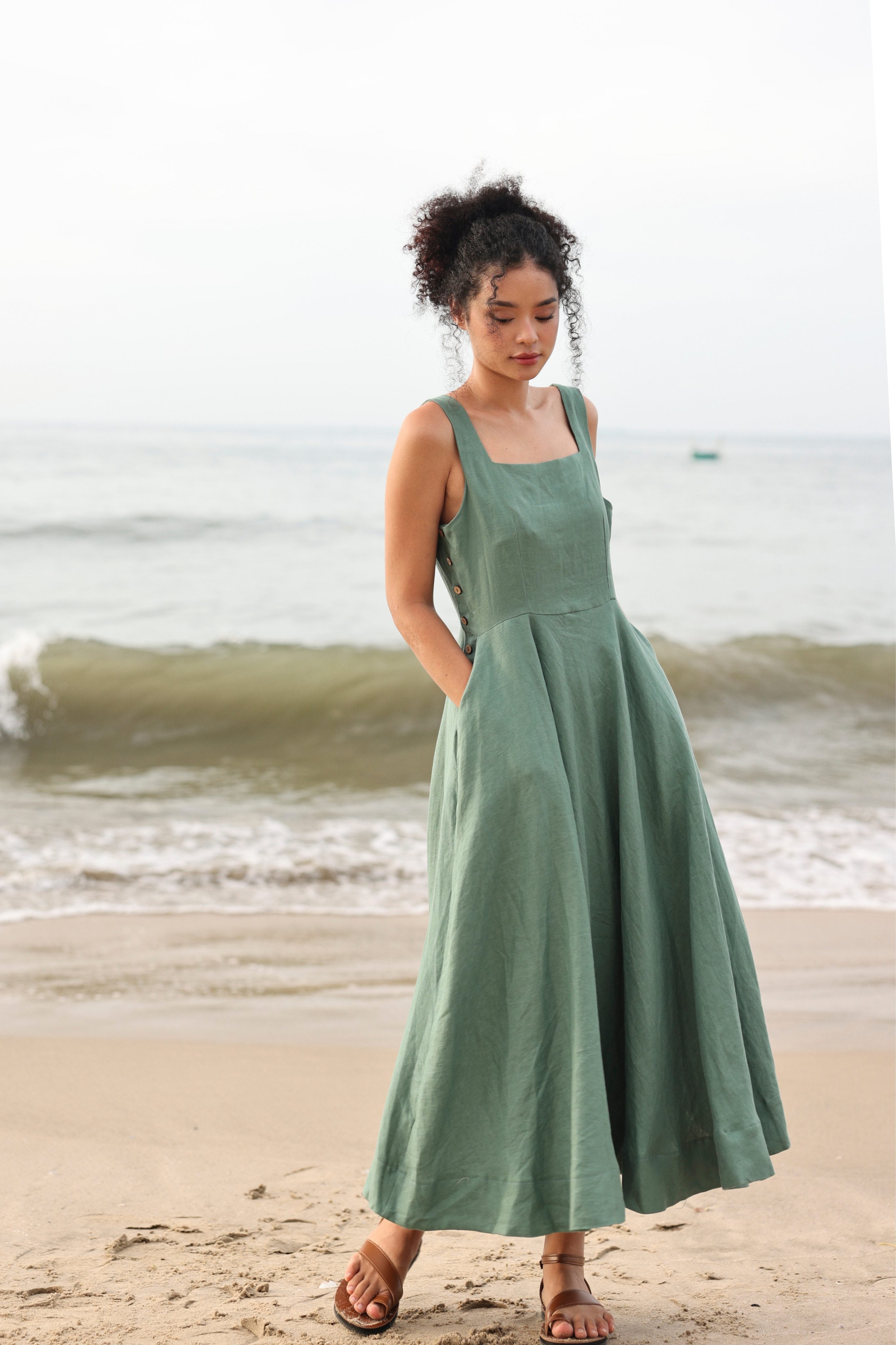 Side button linen dress