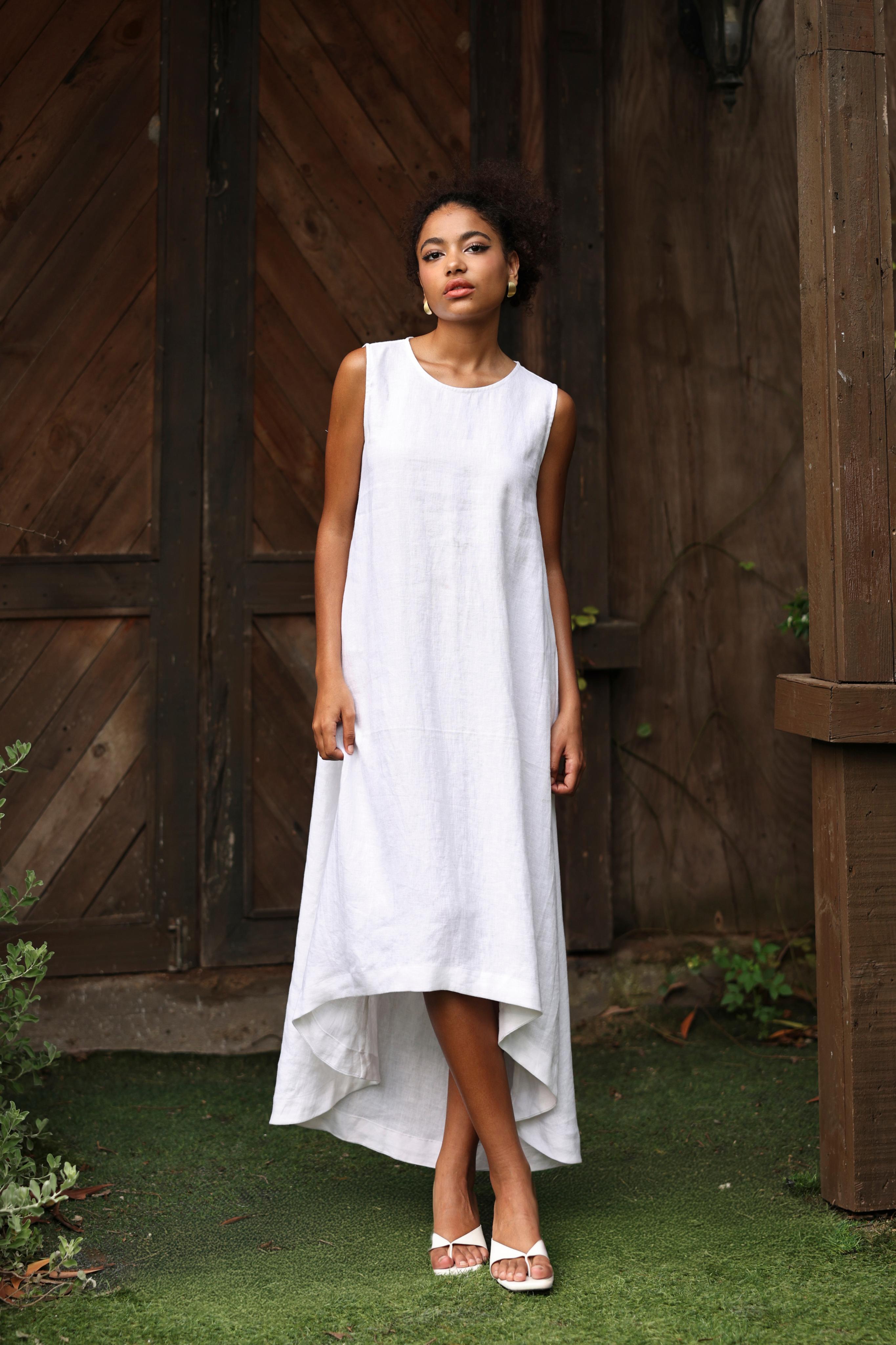 Sleeveless high-low linen dress