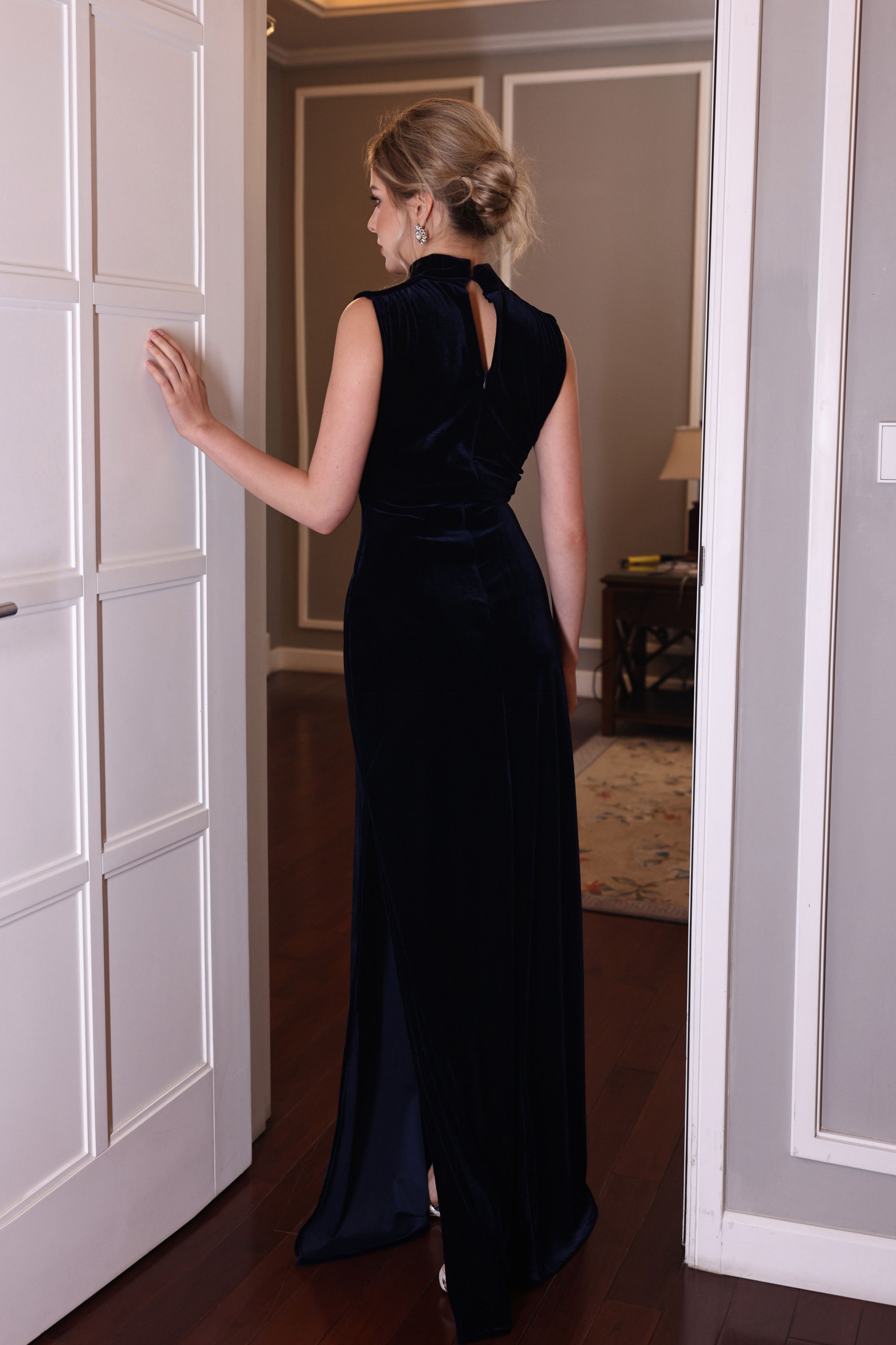 sleeveless high neck velvet dress