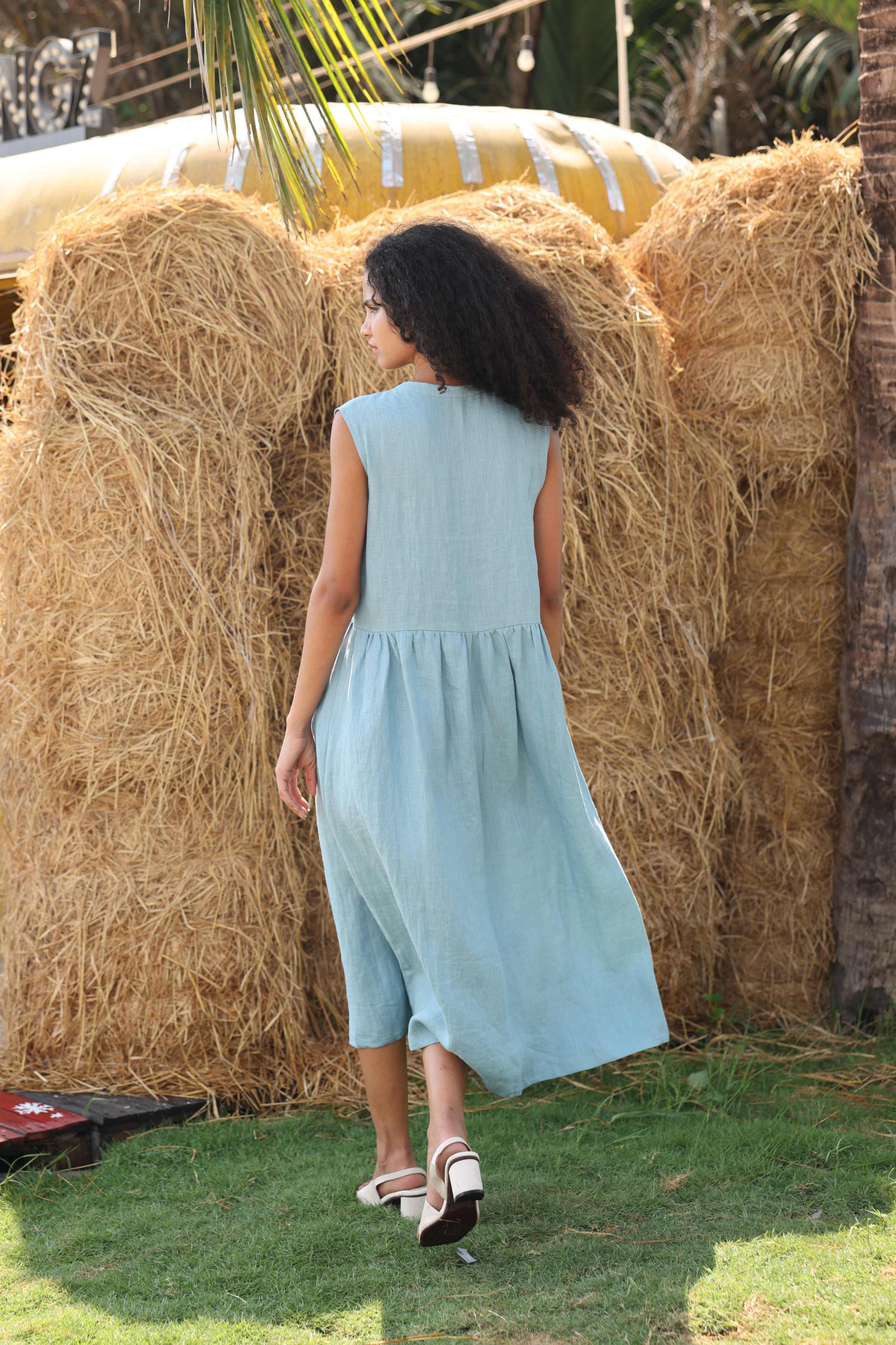 Sleeveless linen button dress