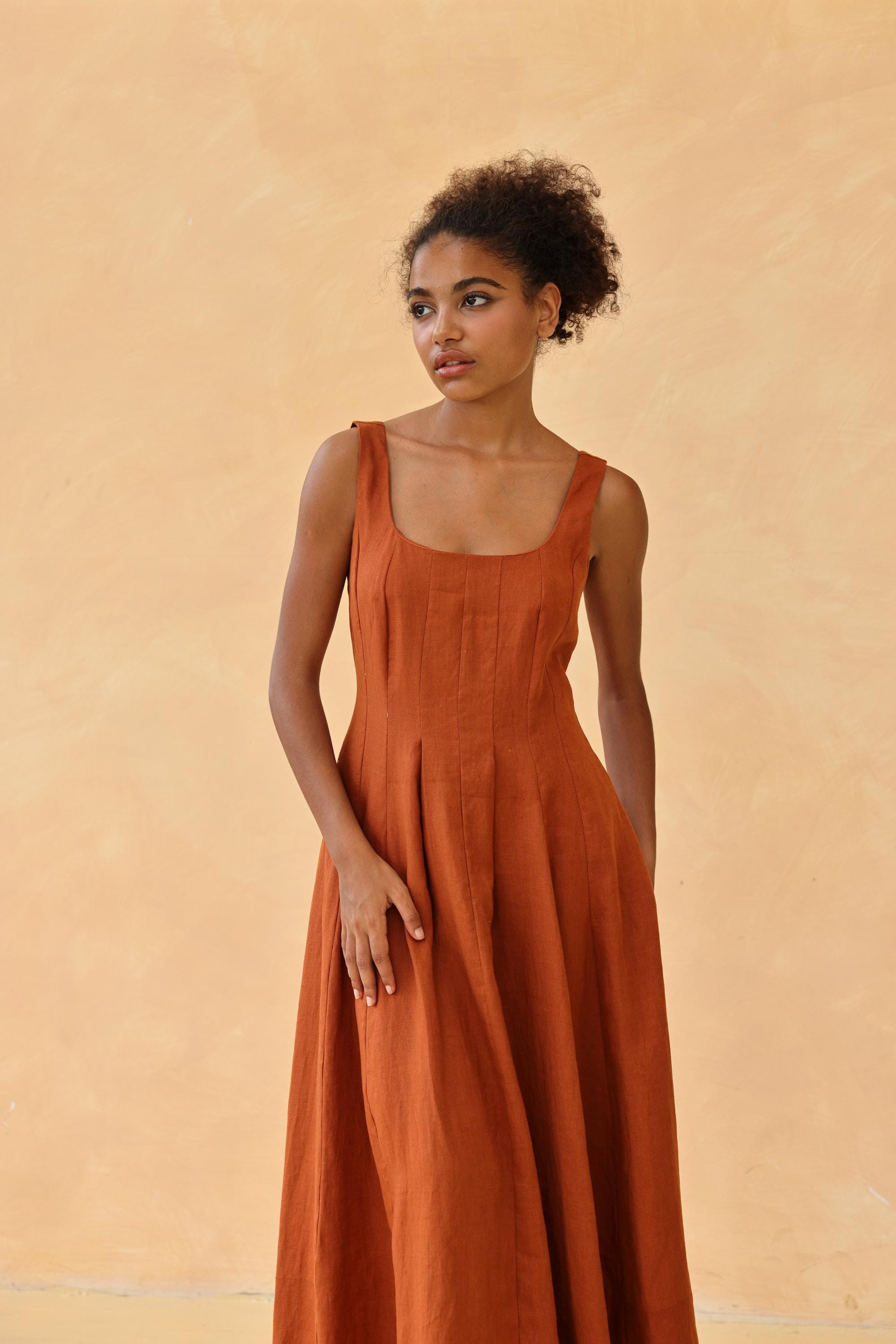Sleeveless linen long dress