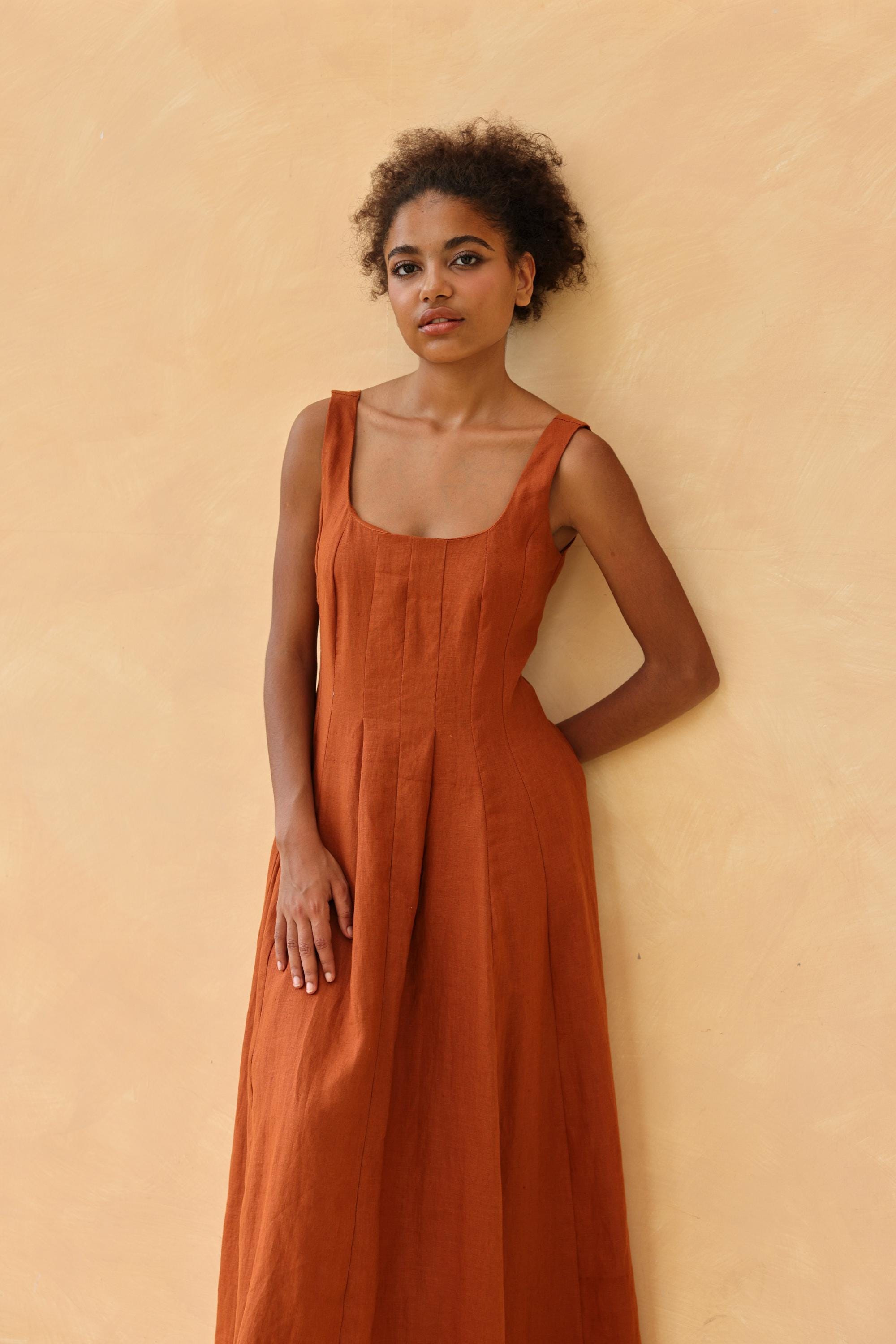 Sleeveless linen long dress