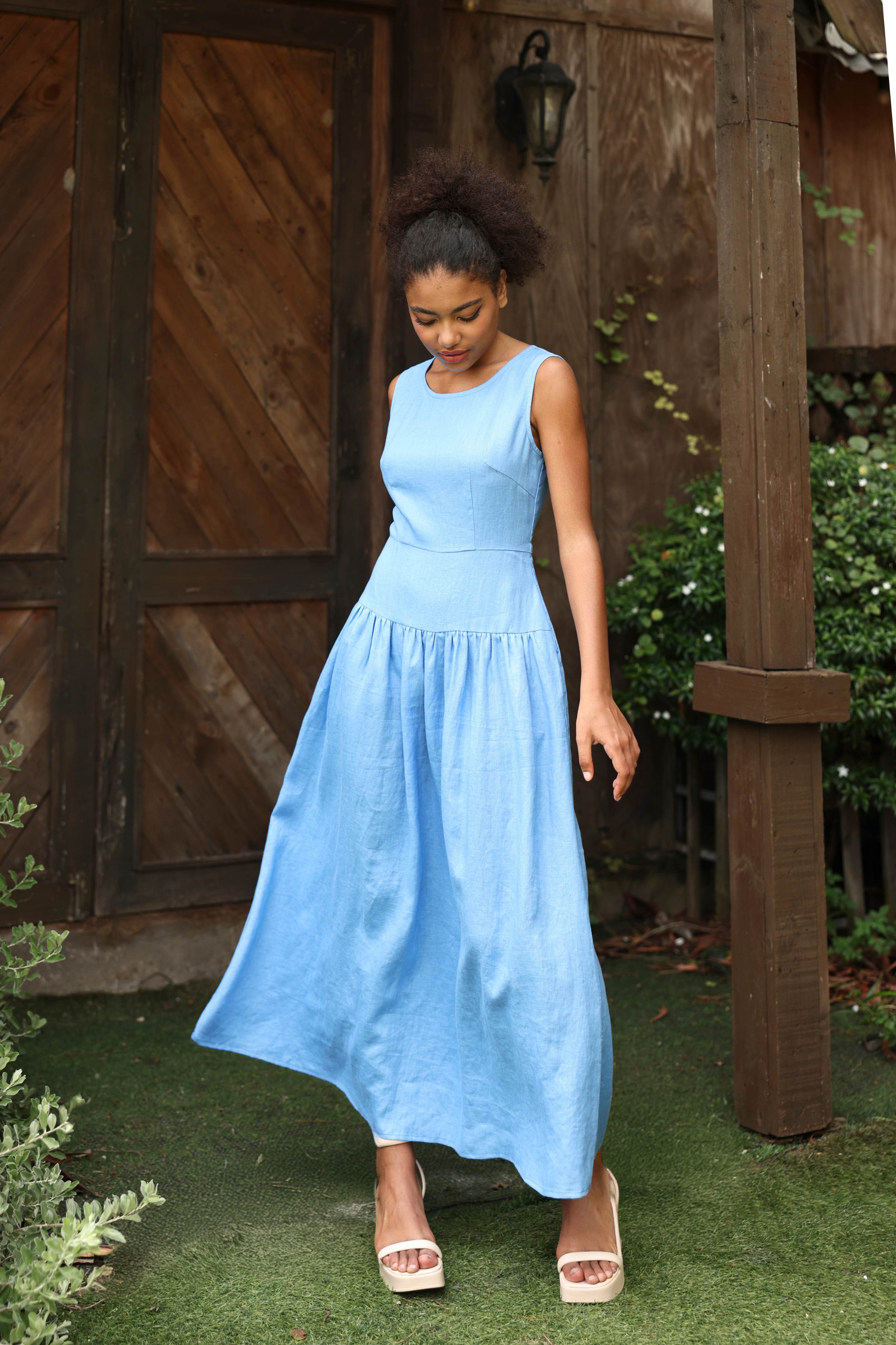 Sleeveless linen sundress long