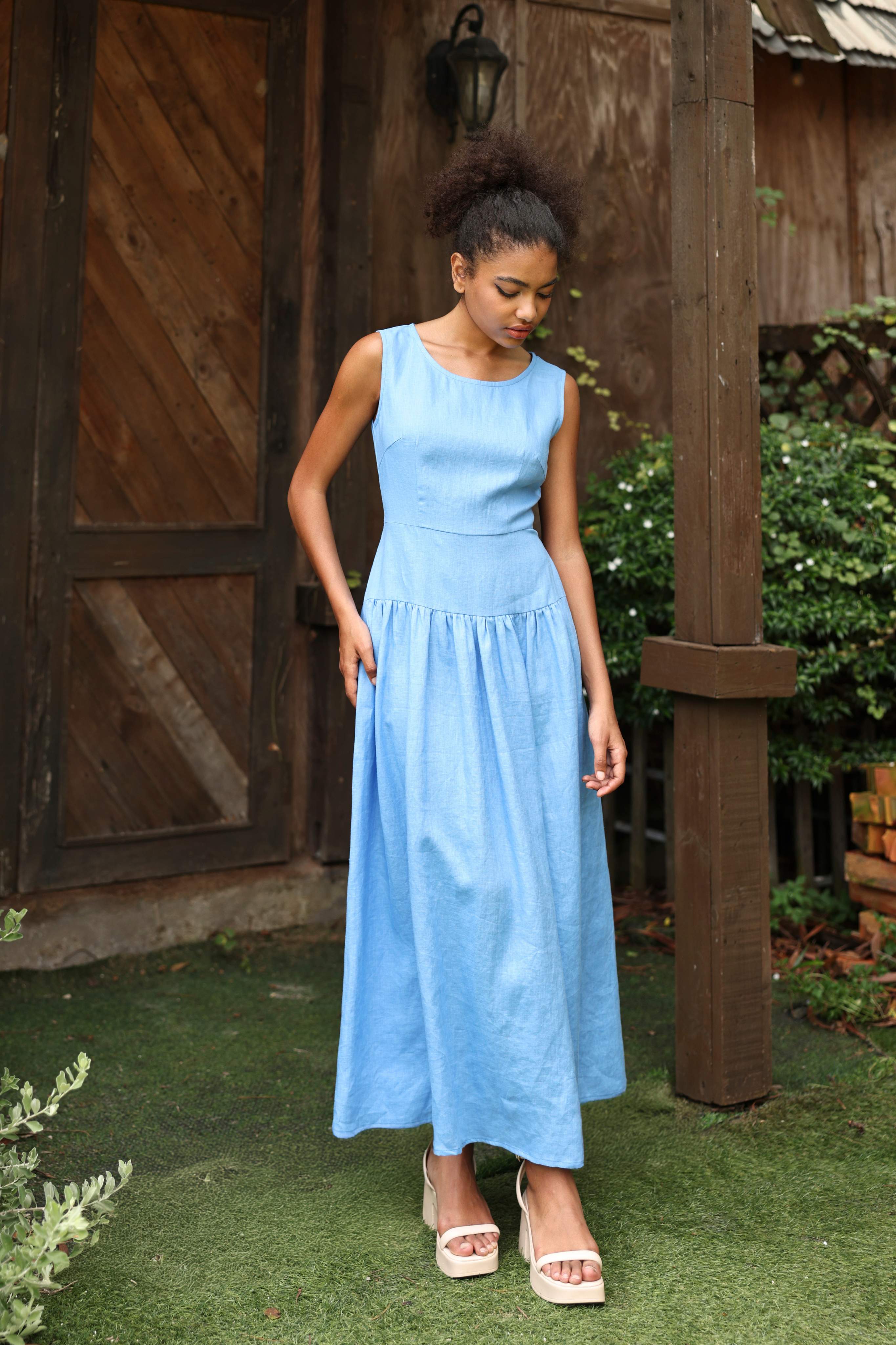 Sleeveless linen sundress long