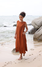 Sleeveless straight linen dress