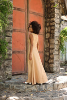 Sleeveless V-neck linen maxi dress