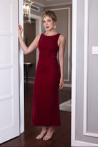 Sleeveless velvet dress